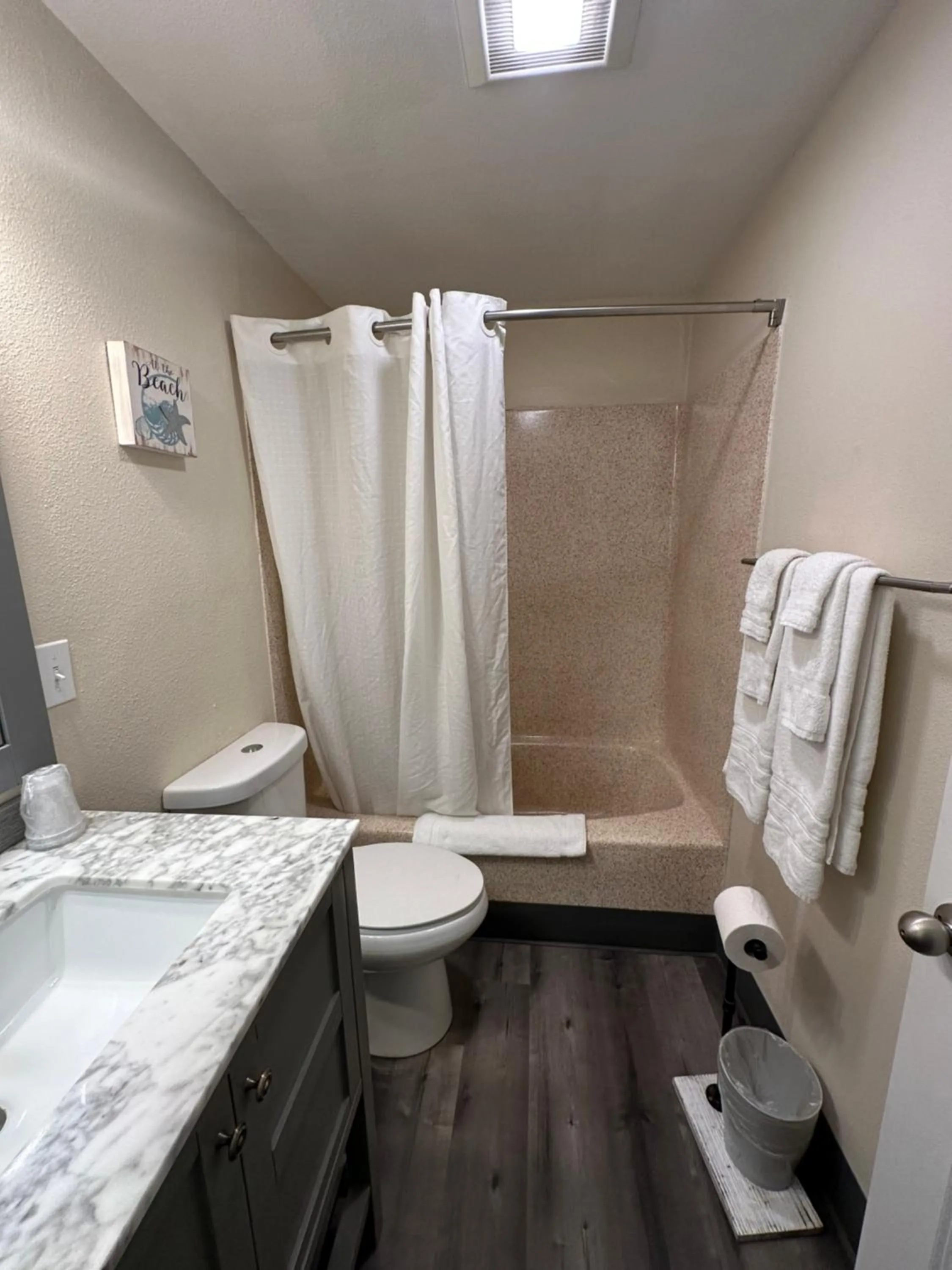 Shower in Inn at the Sea