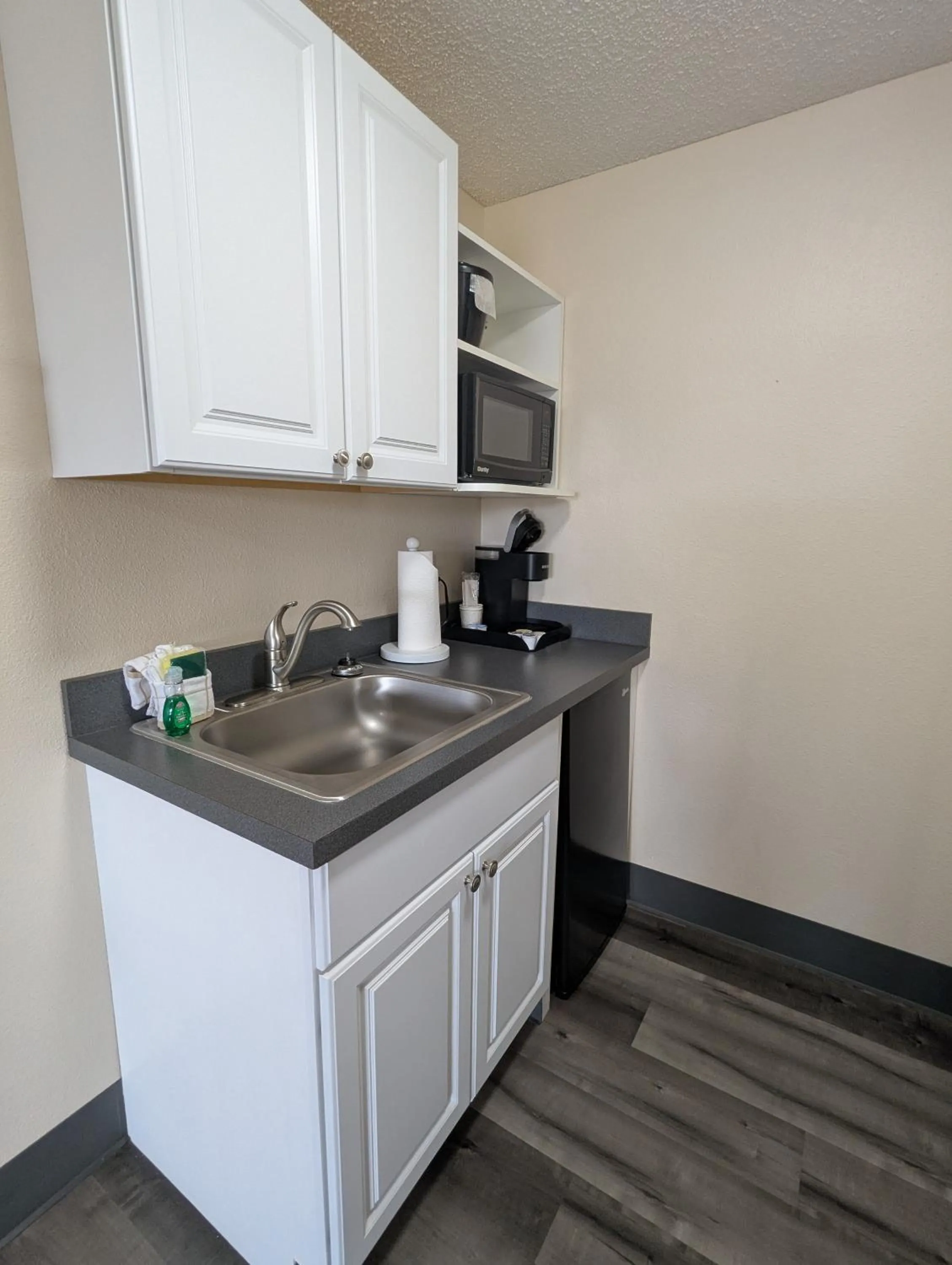 Kitchen or kitchenette in Inn at the Sea