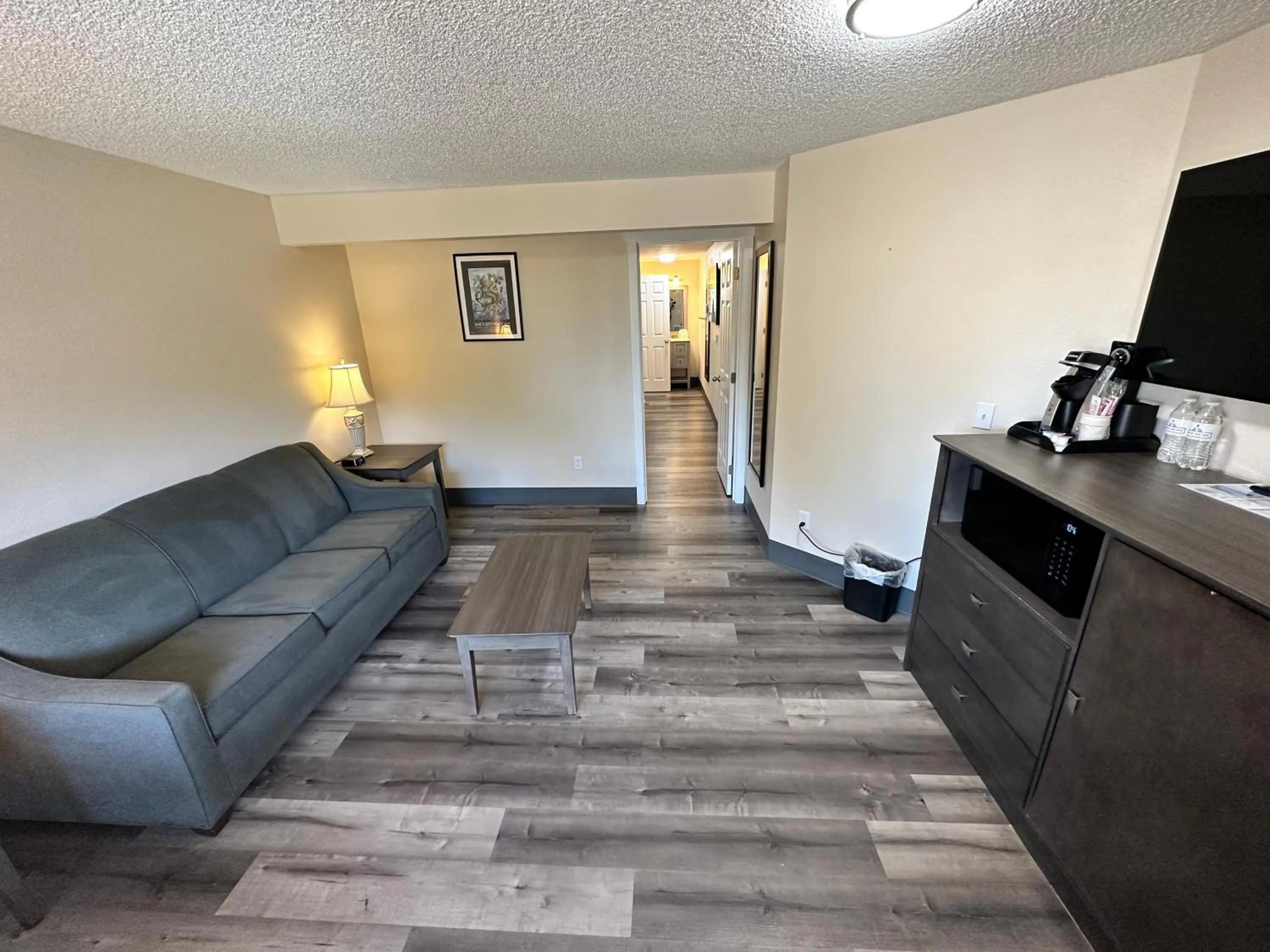 TV and multimedia in Inn at the Sea