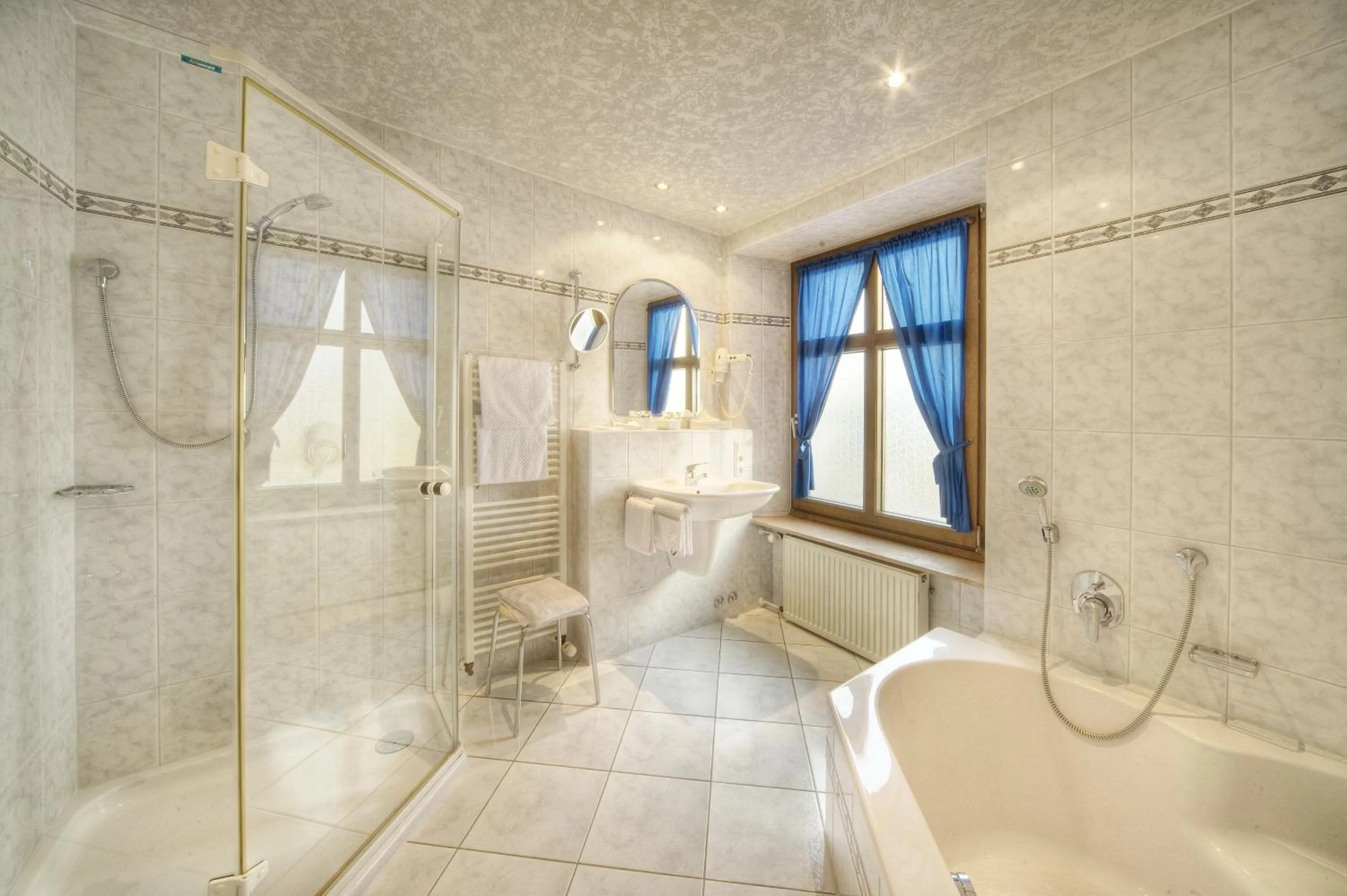 Bathroom in Hotel zur Post