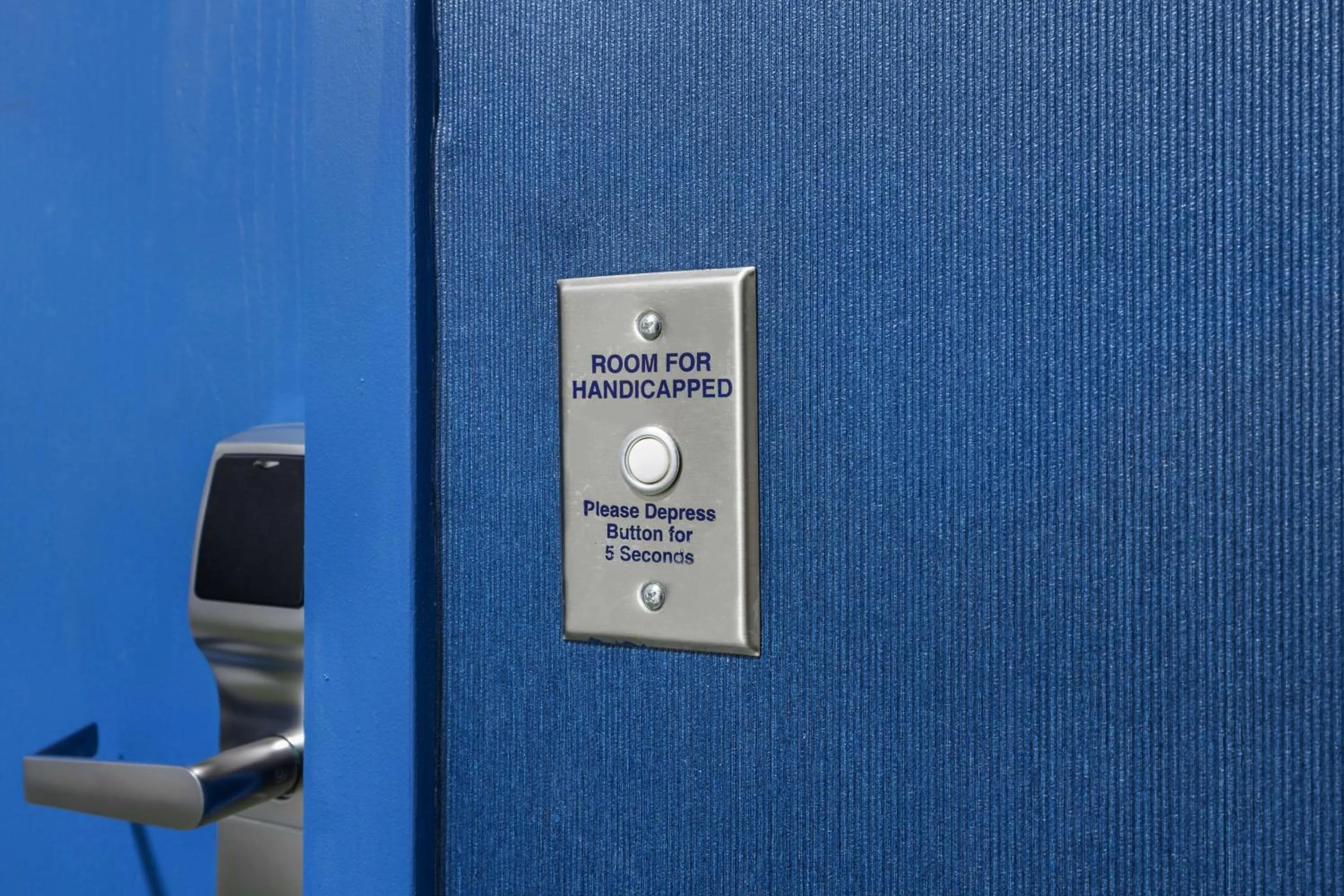 Bedroom in Spark By Hilton Fredericksburg Southpoint