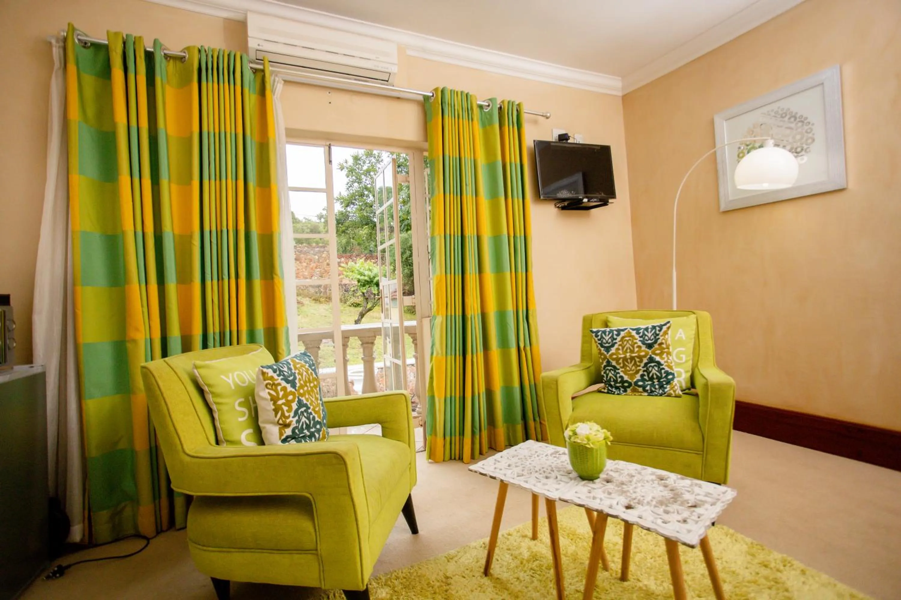 TV and multimedia in TDM's Boutique Guest House