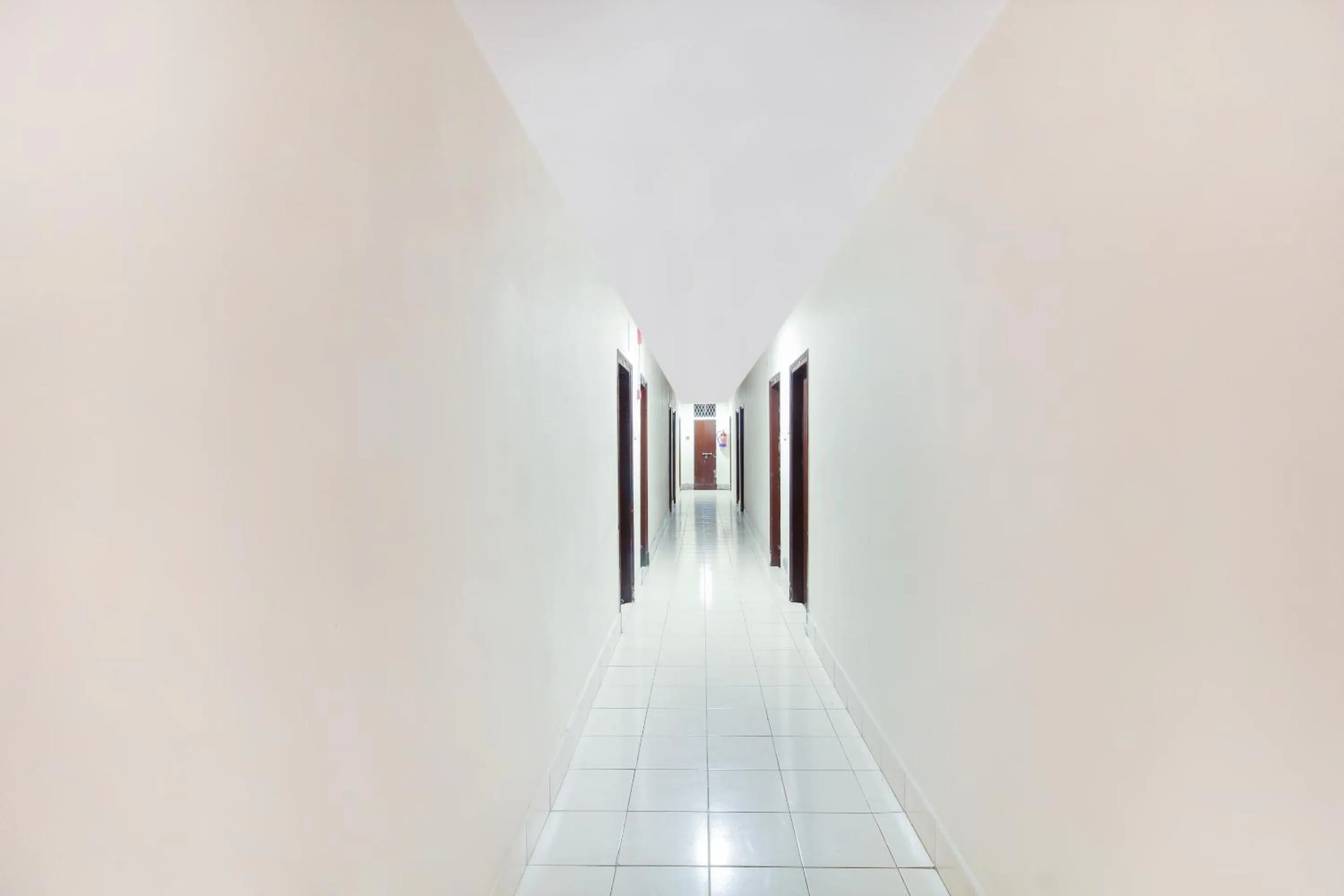 Lobby or reception in Hotel O Regal Near Paradise Circle