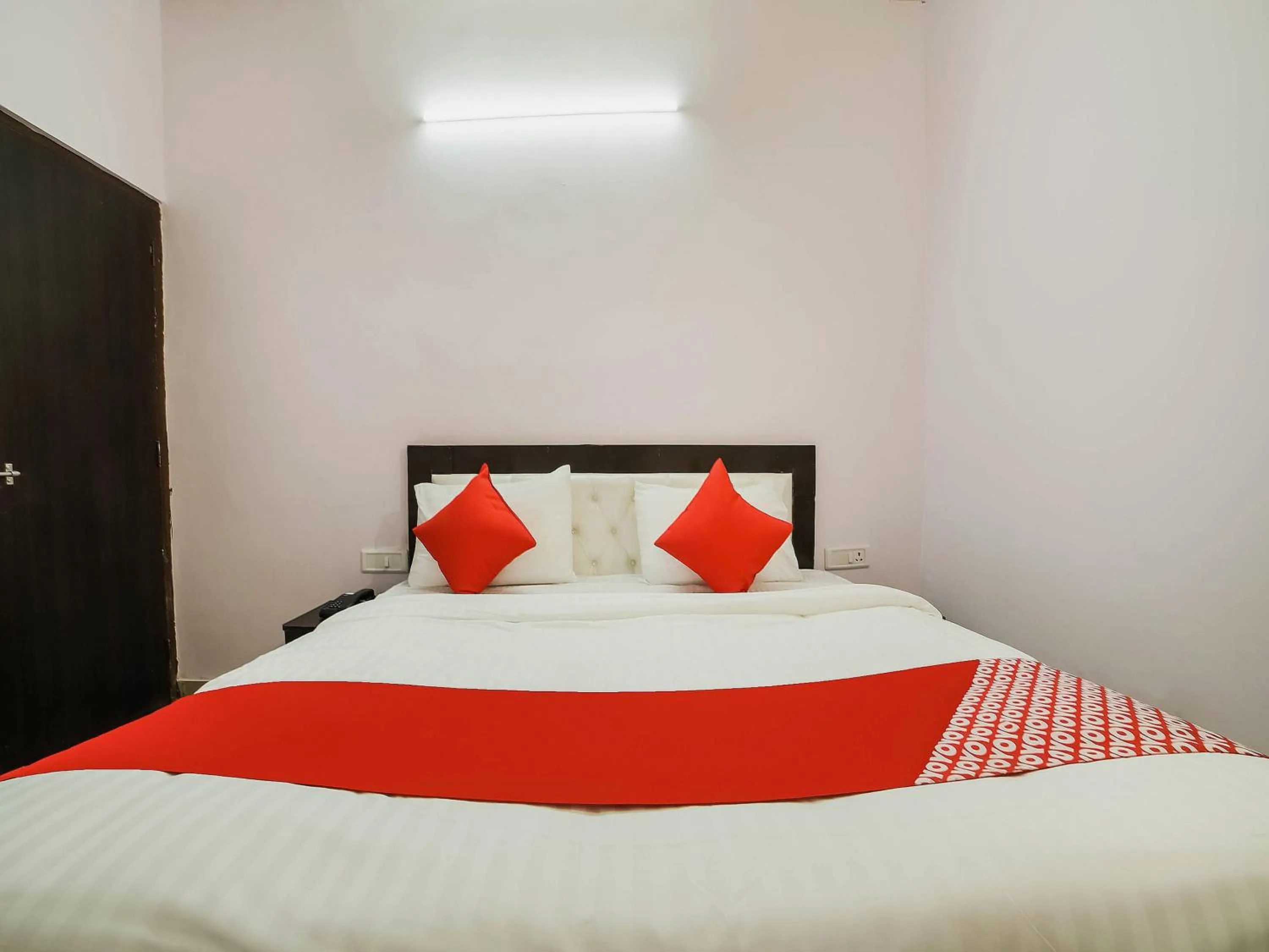 Bedroom, Bed in OYO Kl Khari Inn