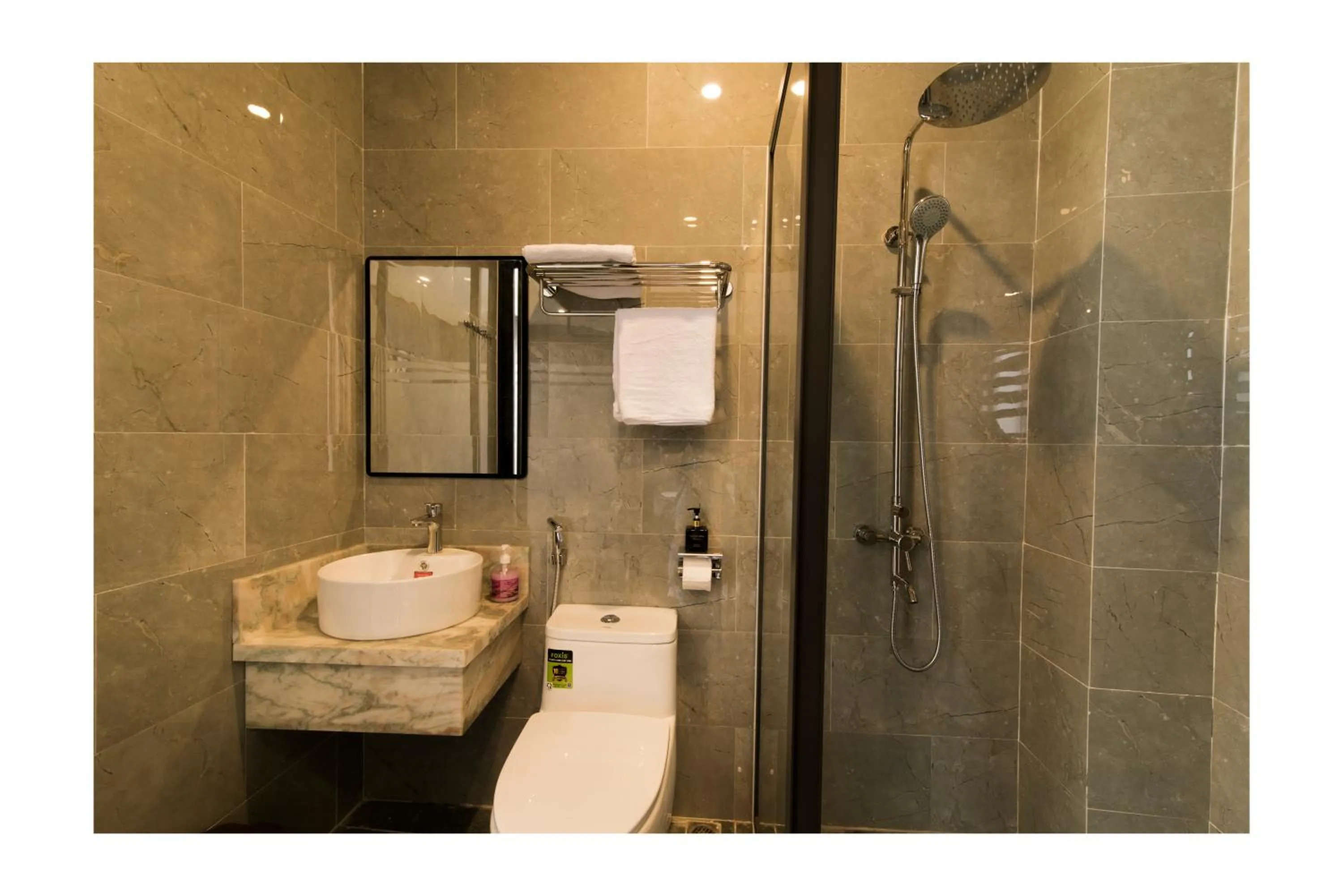 Shower in AHA Thang Bom Apartment Da Nang