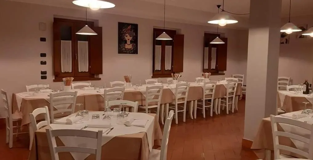 Restaurant/places to eat in Ostello Molino Di Basso