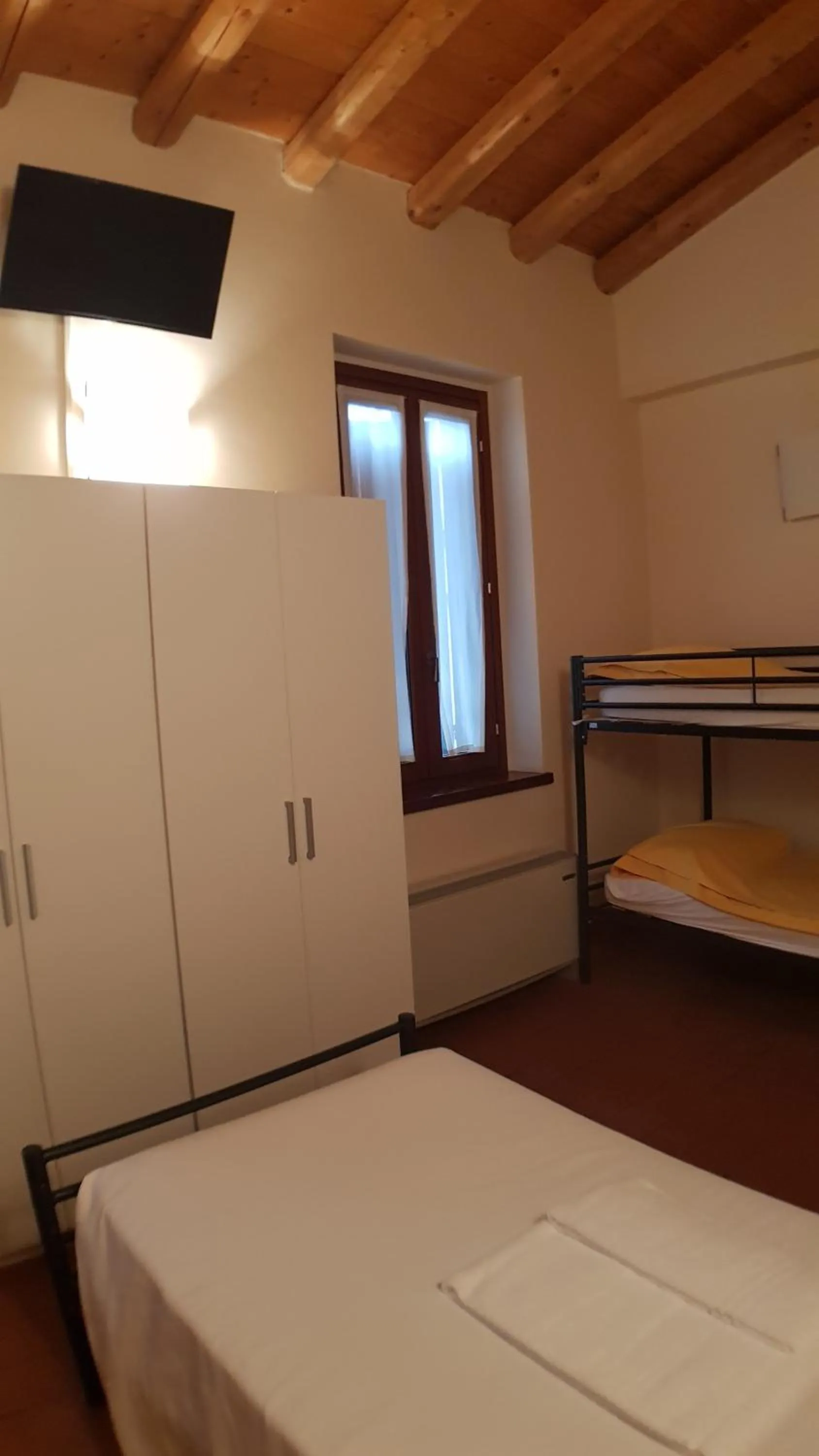 Bed in Ostello Molino Di Basso