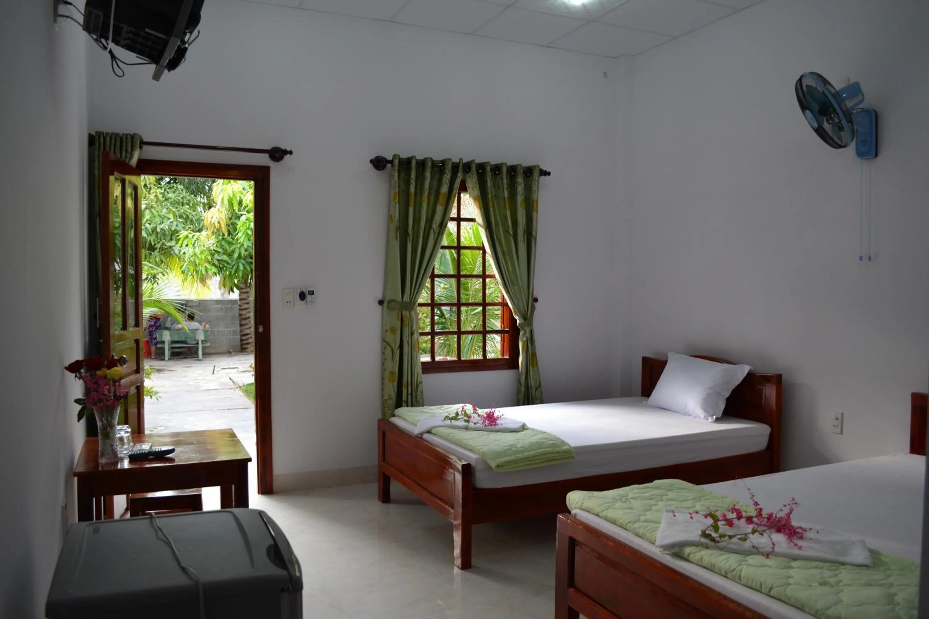 Photo of the whole room, Bed in Diem Lien Guesthouse