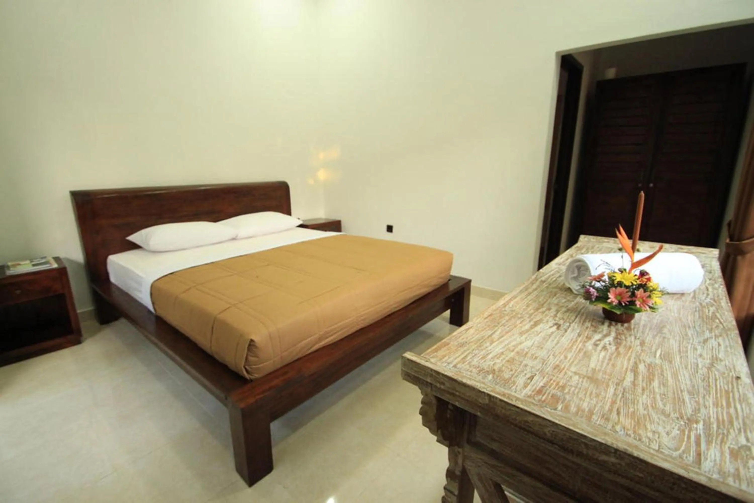 Bed in Omah D'Taman by EPS