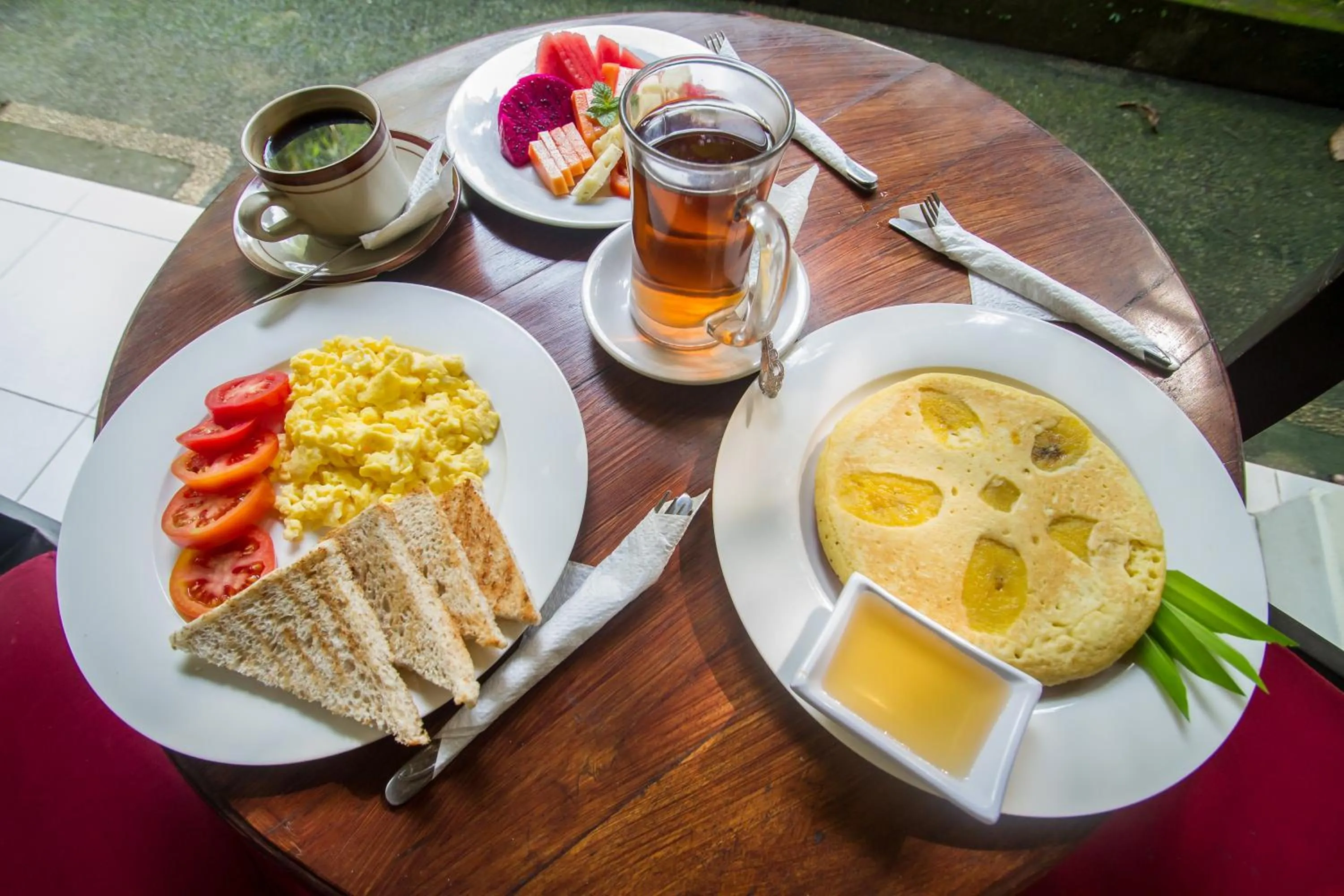 Food and drinks in Omah D'Taman by EPS