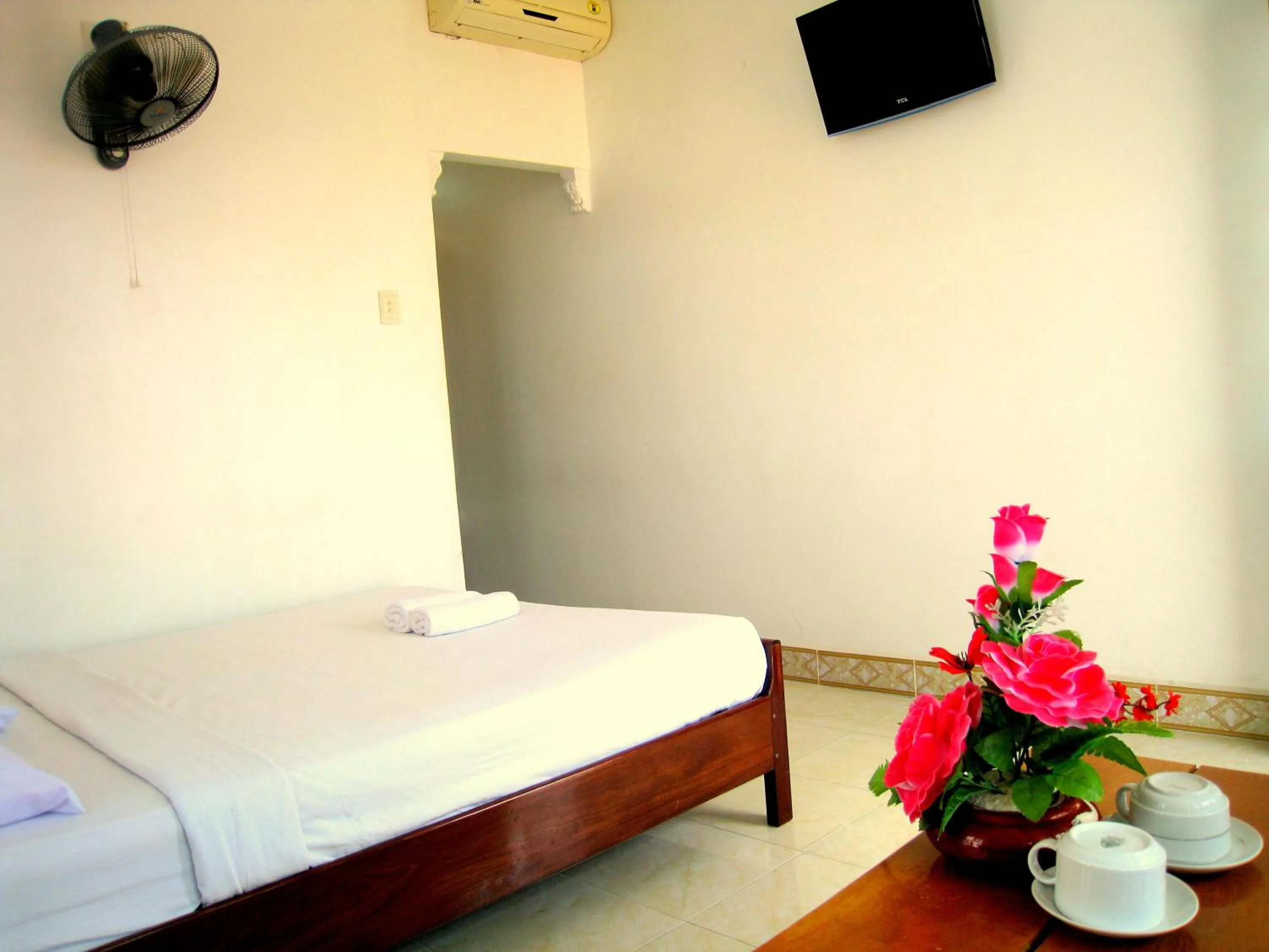 Bedroom, Bed in Hoang Kim Golden Resort