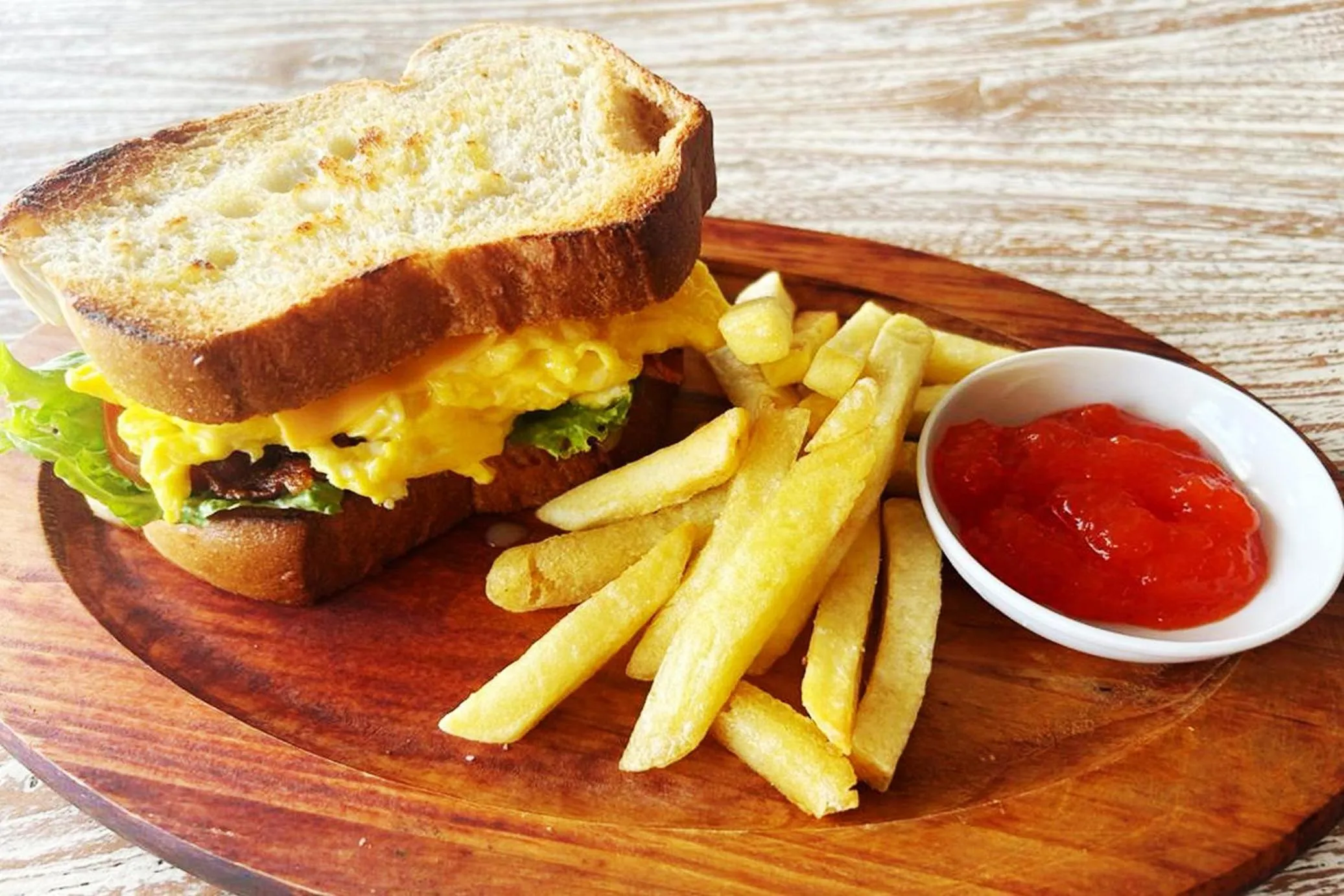 Restaurant/places to eat in Tirtha Khayangan