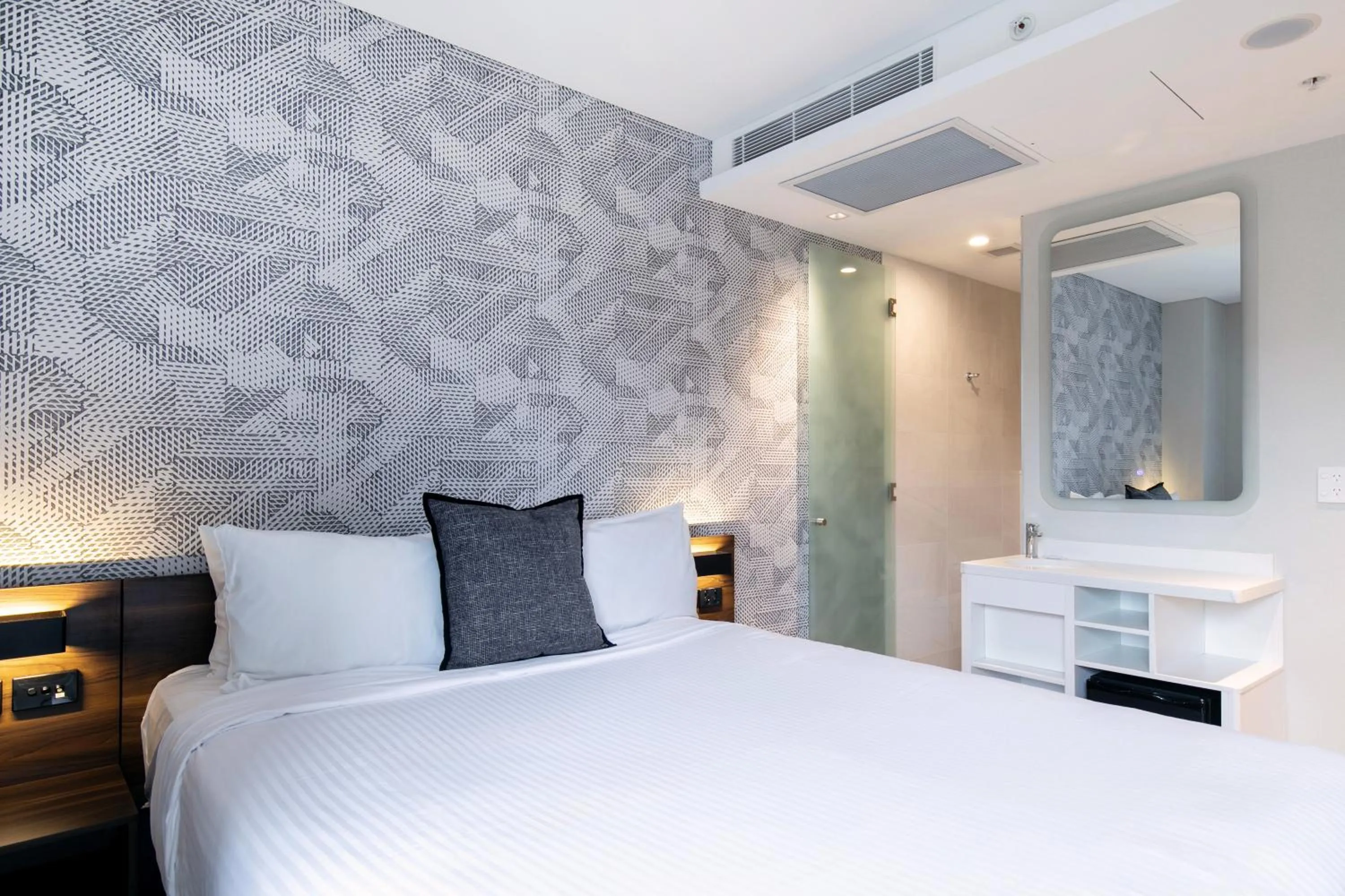 Bedroom, Bed in Kith Hotel Darling Harbour