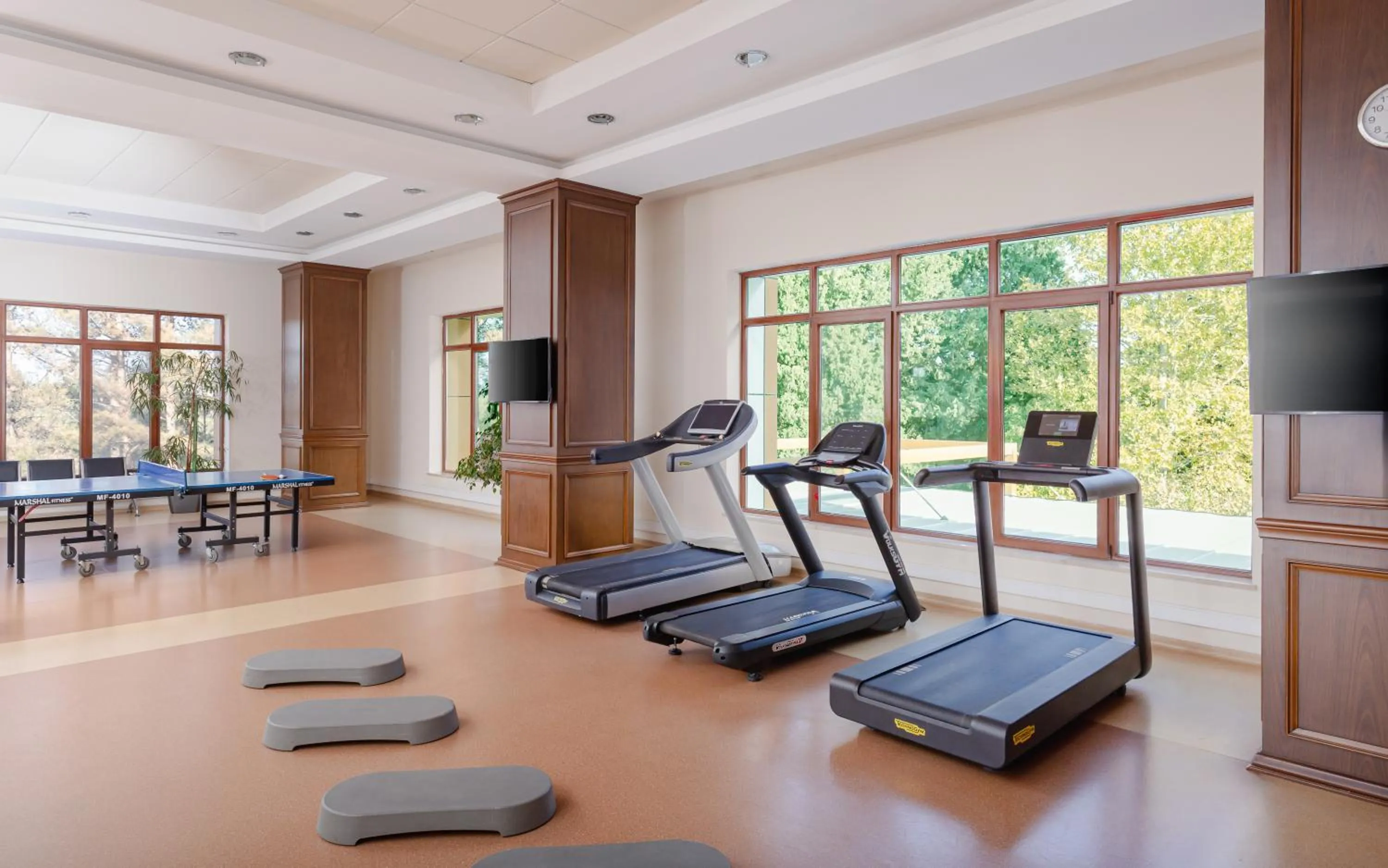 Fitness centre/facilities in Chinar Health Hotel Naftalan