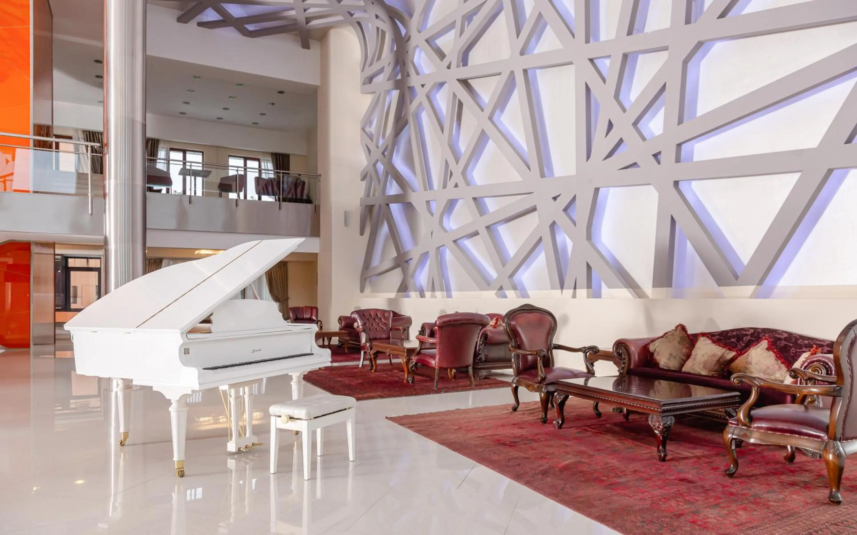 Restaurant/places to eat in Chinar Health Hotel Naftalan