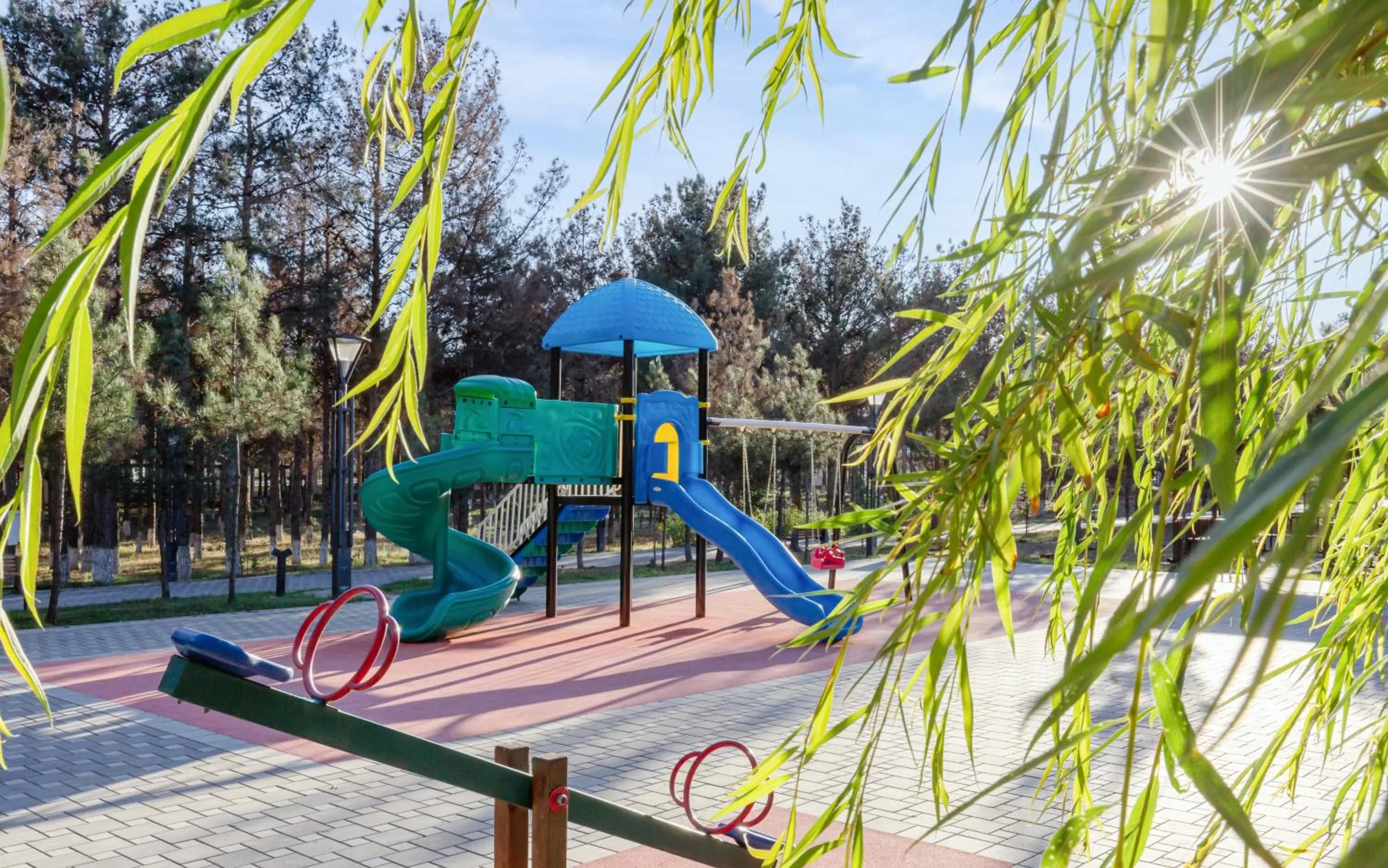 Garden in Chinar Health Hotel Naftalan