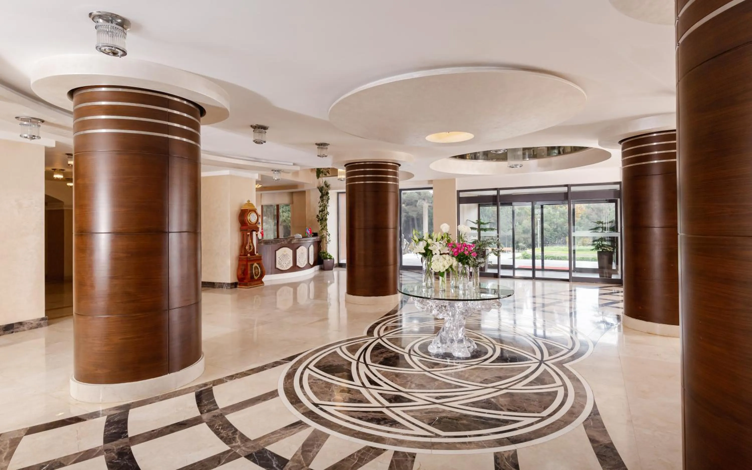 Lobby or reception in Chinar Health Hotel Naftalan