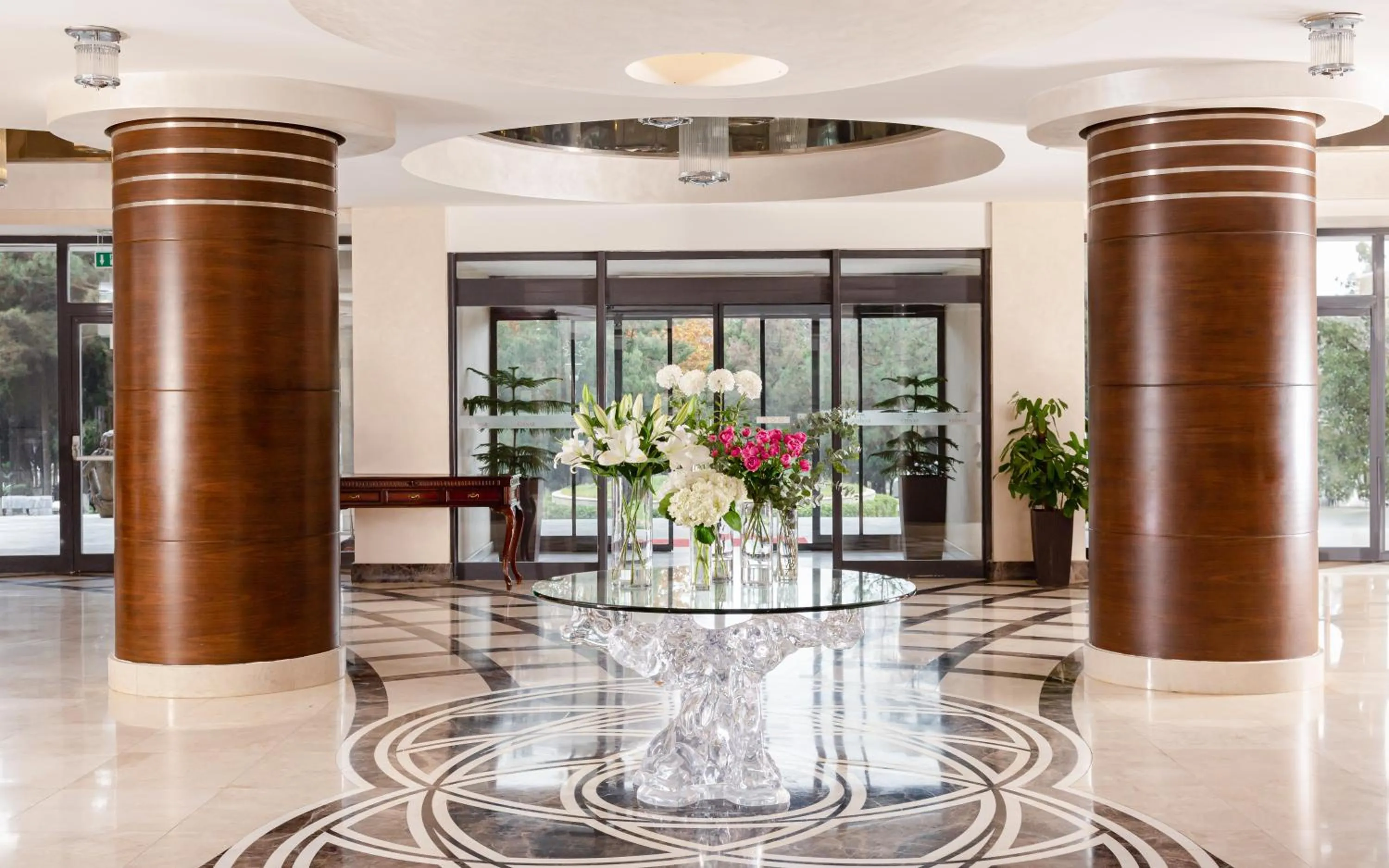 Lobby or reception in Chinar Health Hotel Naftalan