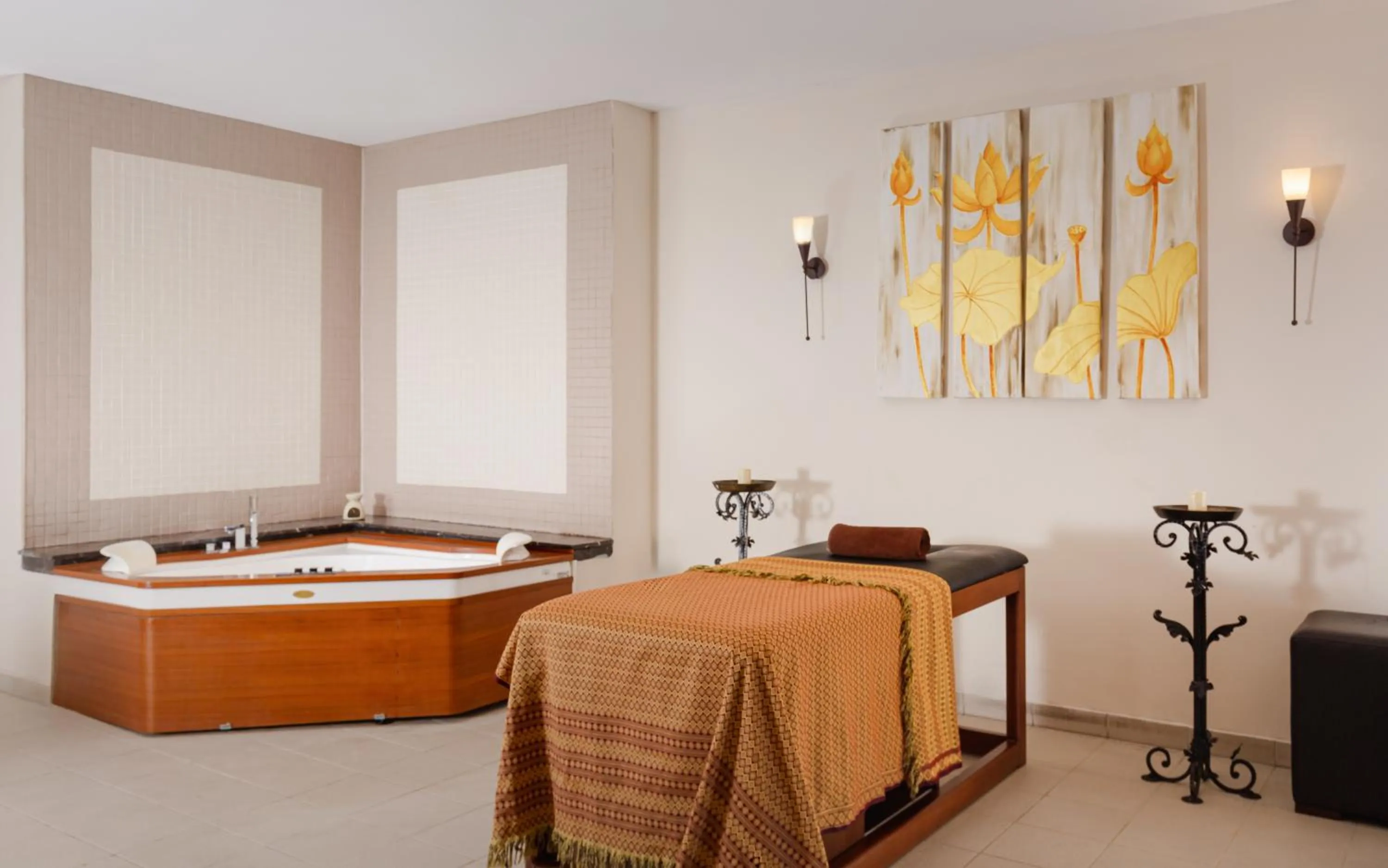 Massage in Chinar Health Hotel Naftalan