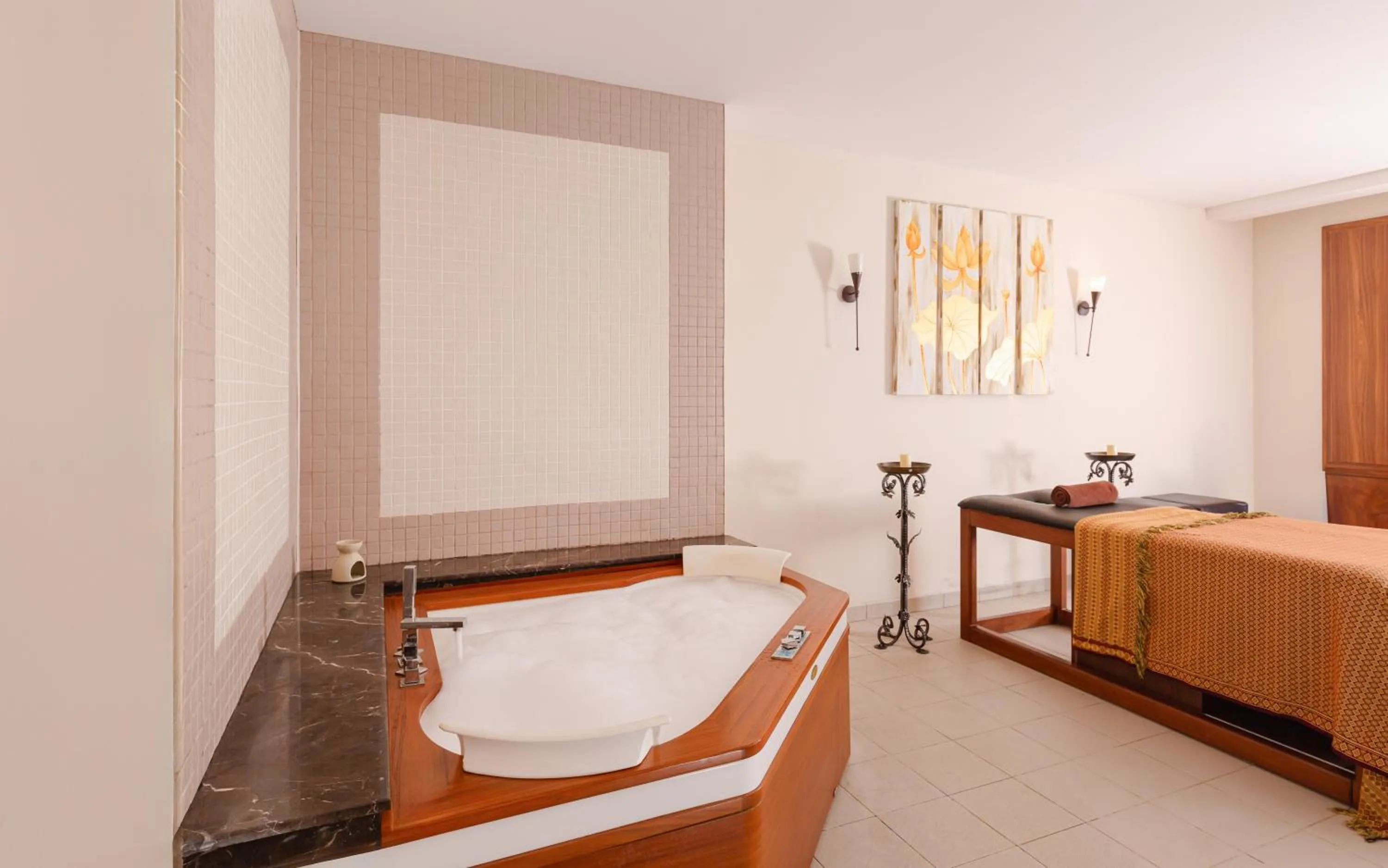 Massage, Bed in Chinar Health Hotel Naftalan