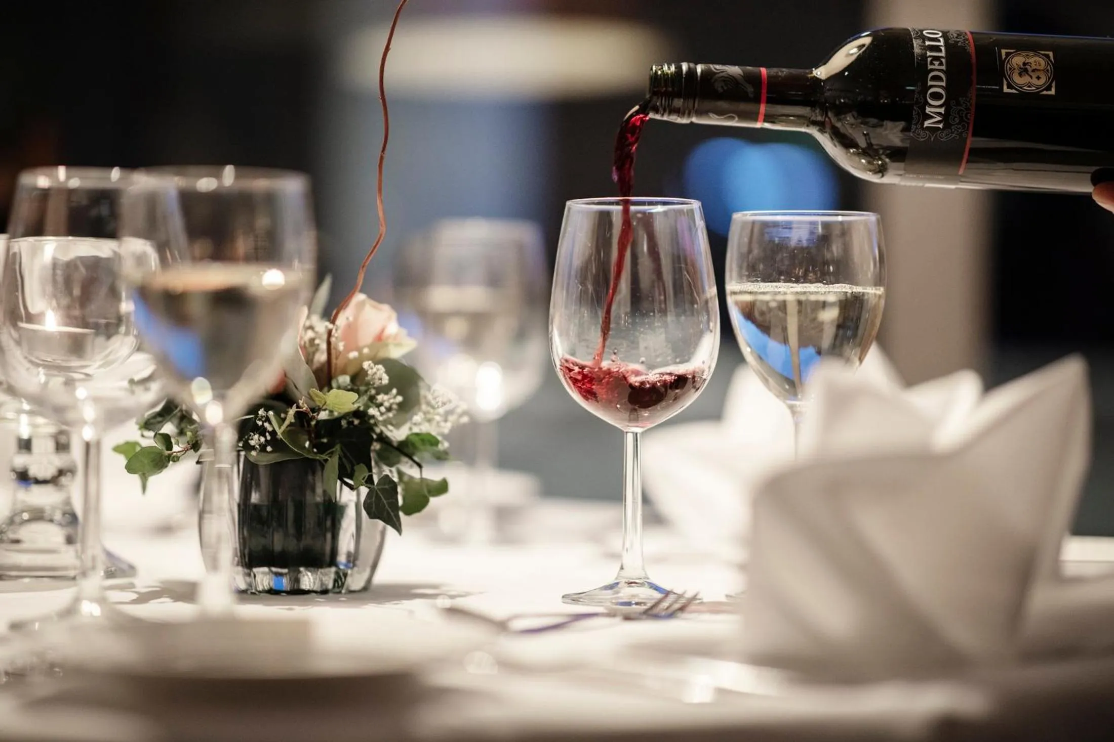 Restaurant/places to eat in Hotel Loenfjord Loen