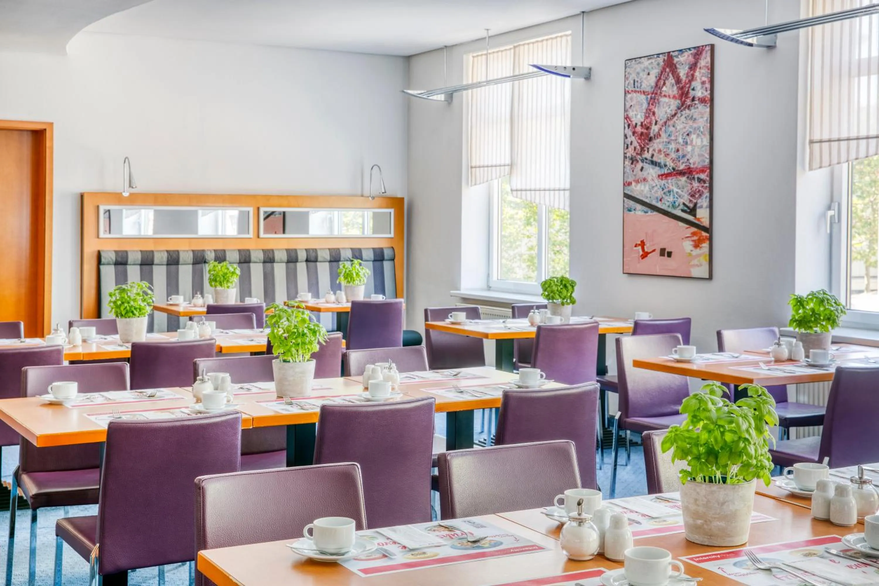 Restaurant/places to eat in IntercityHotel Erfurt