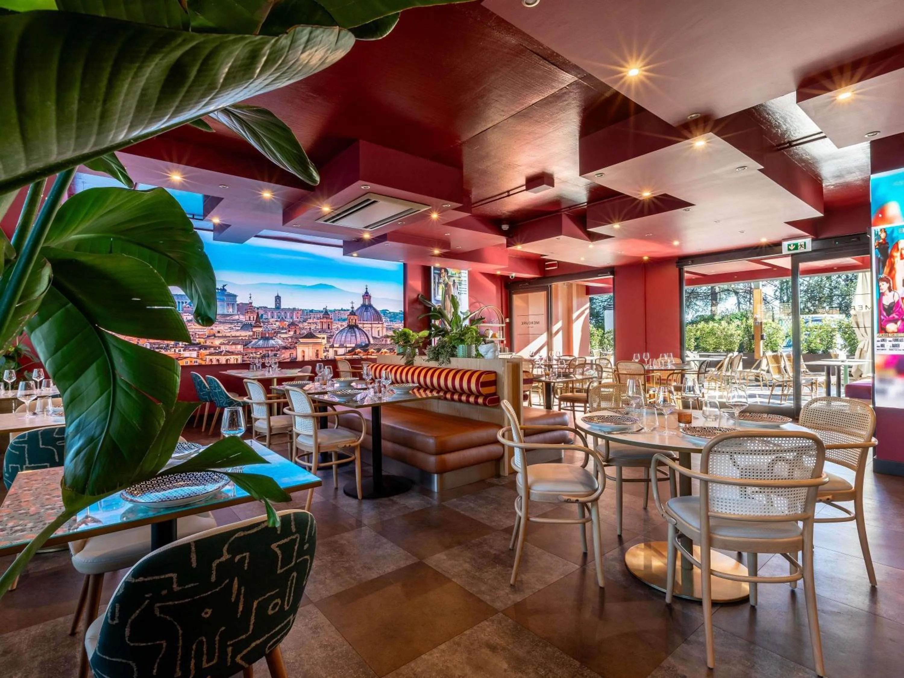 Restaurant/places to eat in Mercure Roma Cinecittà