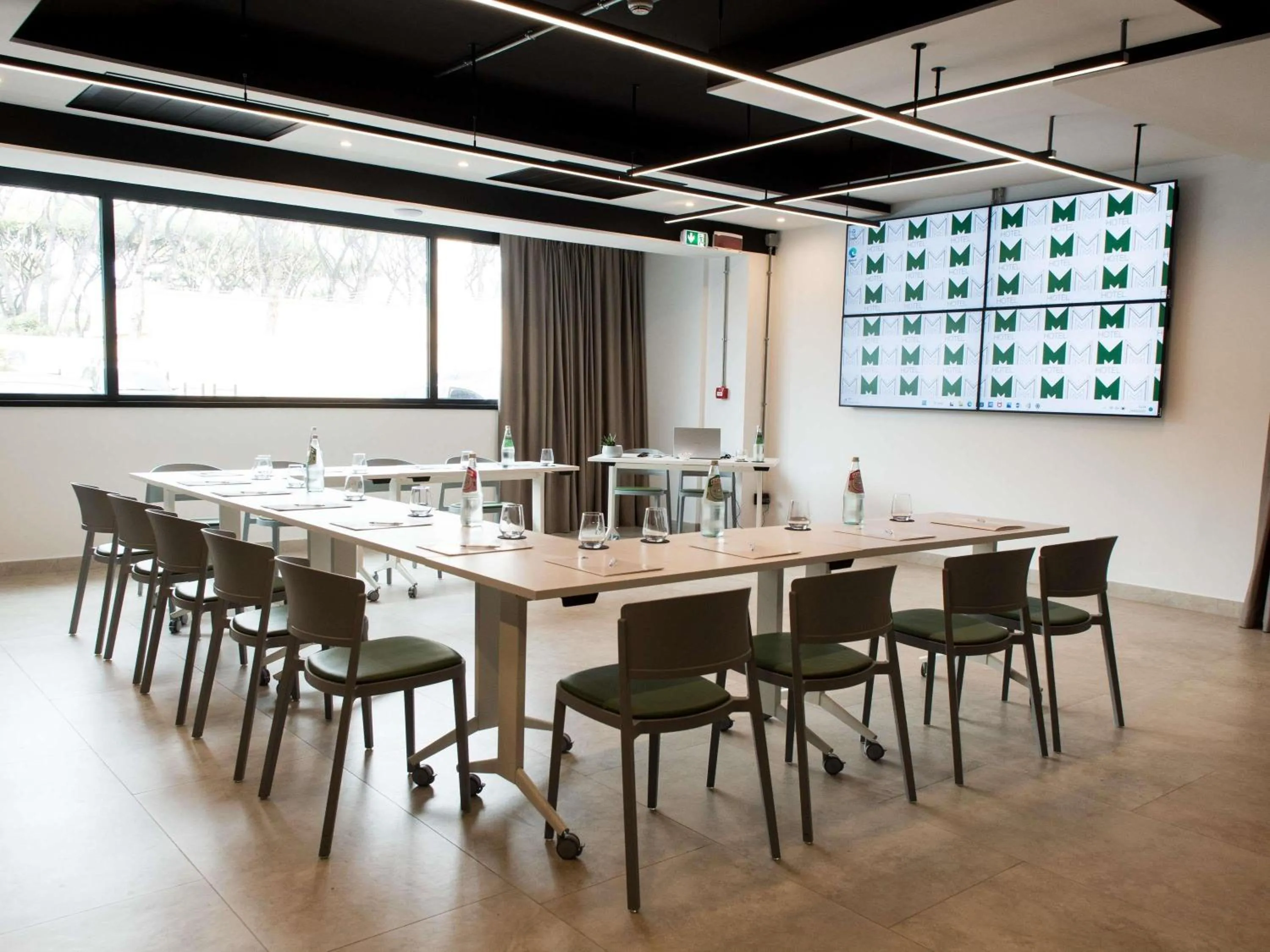 Meeting/conference room in Mercure Roma Cinecittà