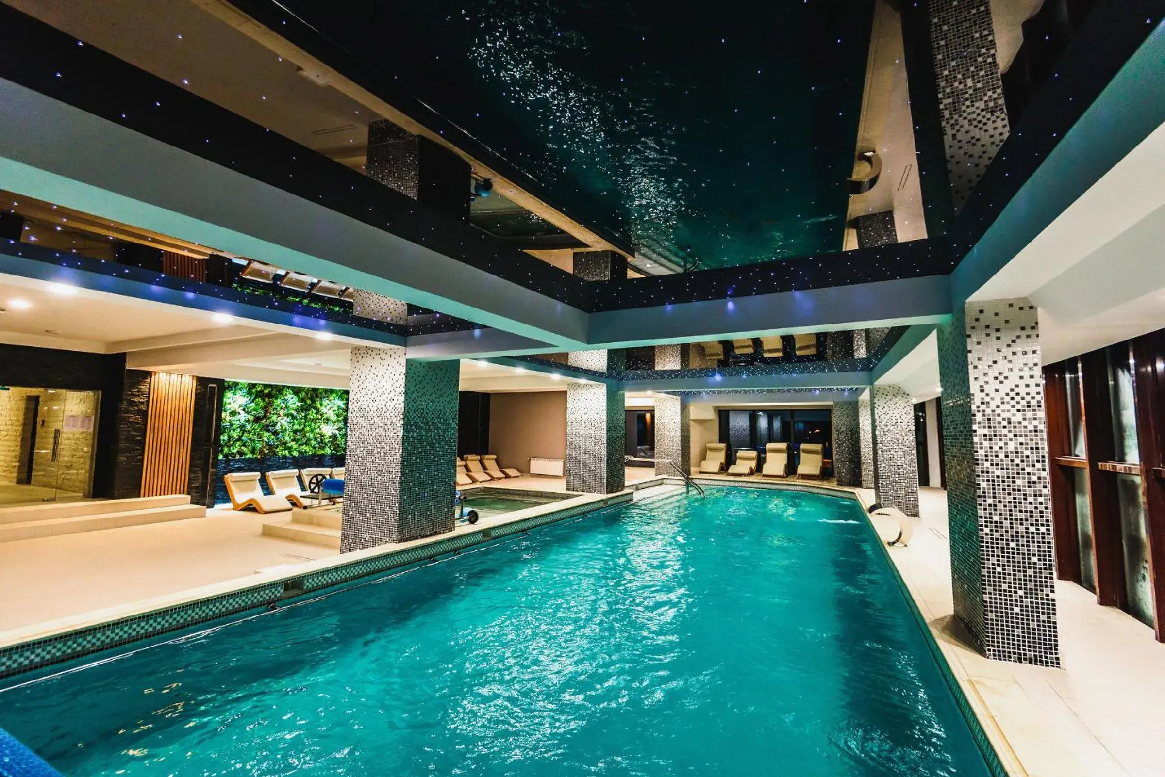 HOTEL CARPAT INN HOTEL CARPAT INN