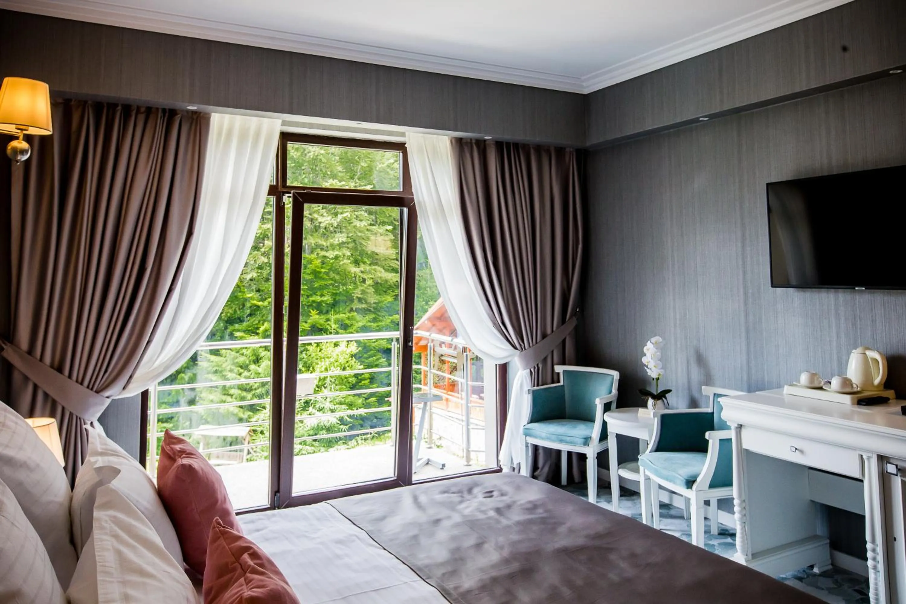 Bed in HOTEL CARPAT INN