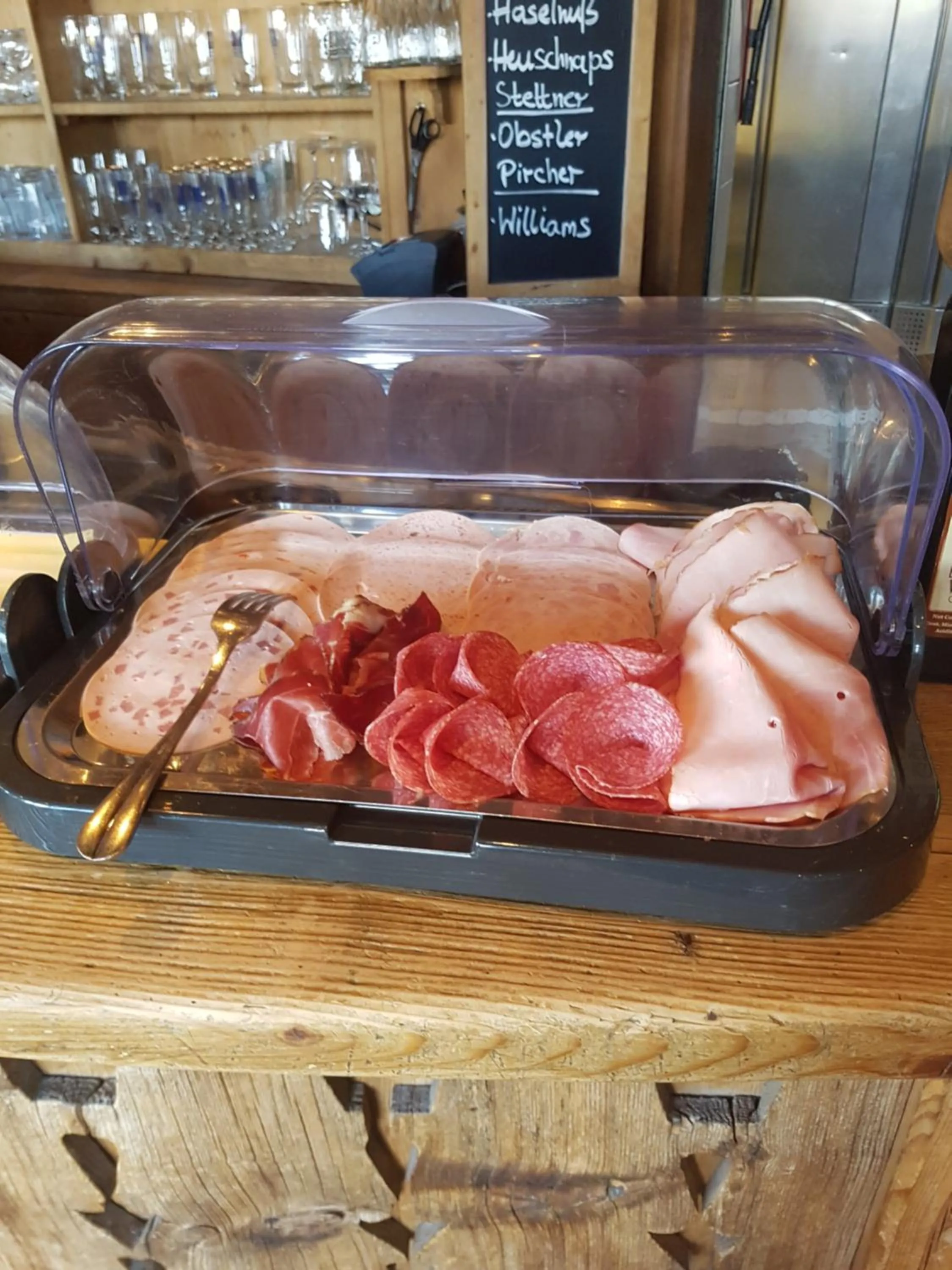 Breakfast in Hotel Almwirt