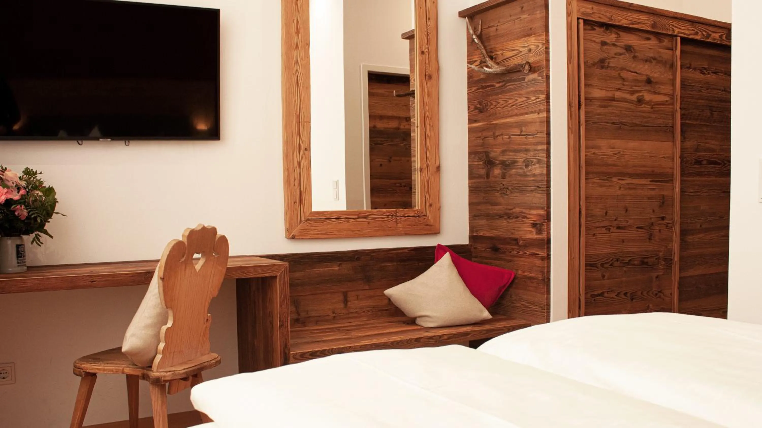 Bed in Hotel Almwirt