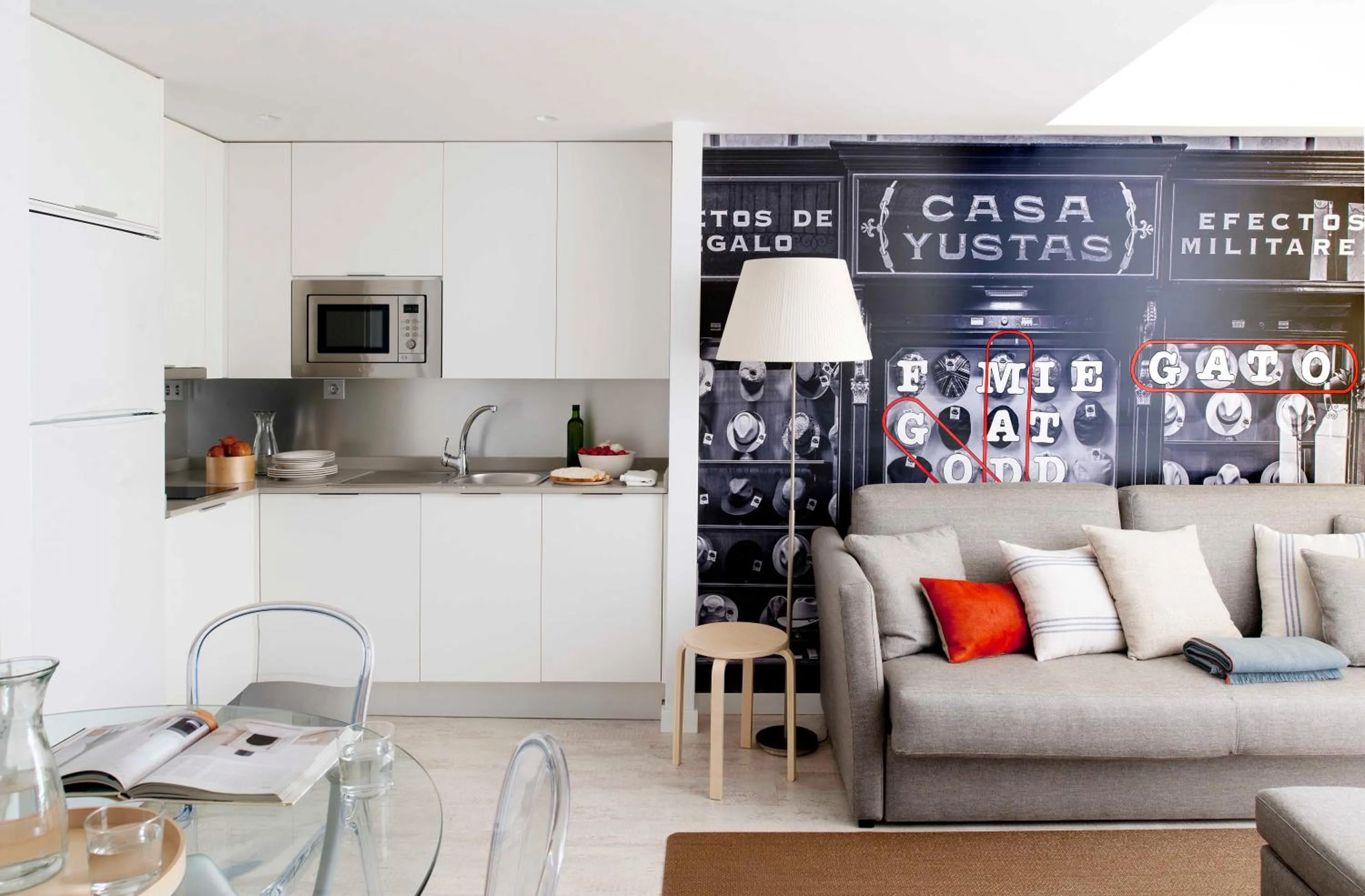 Kitchen or kitchenette in Eric Vökel Boutique Apartments - Atocha Suites
