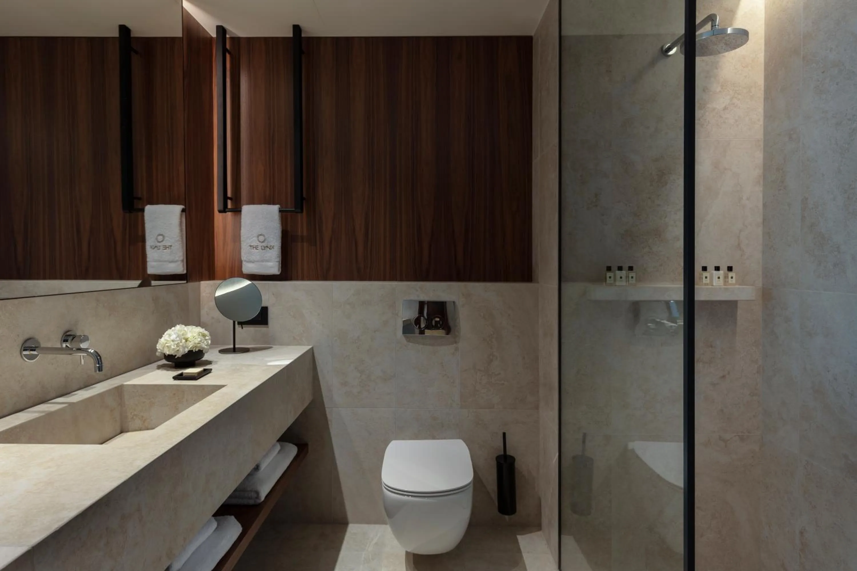 The Lynx Mountain Resort