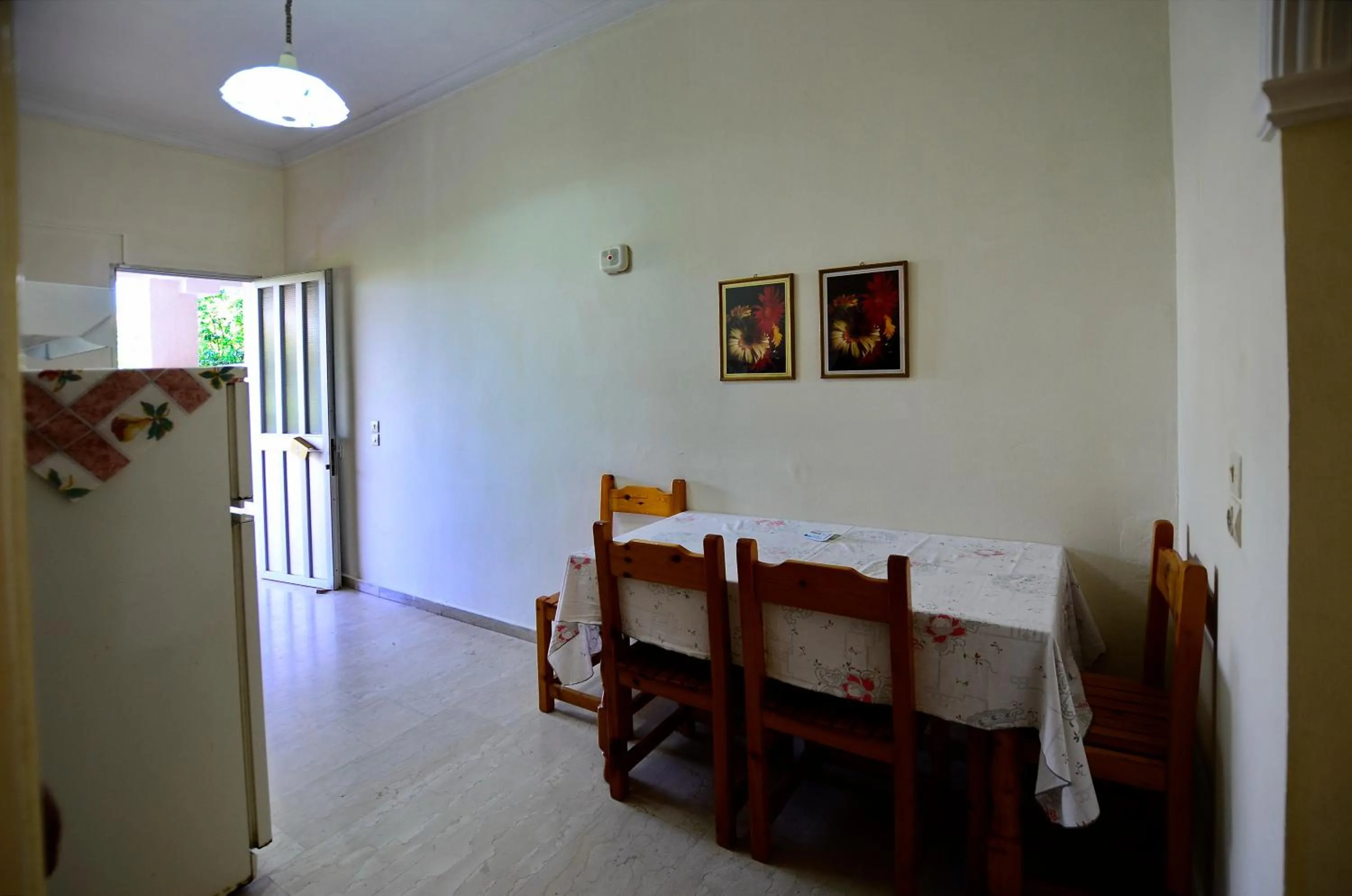 Kitchen or kitchenette in Villa Rebecca