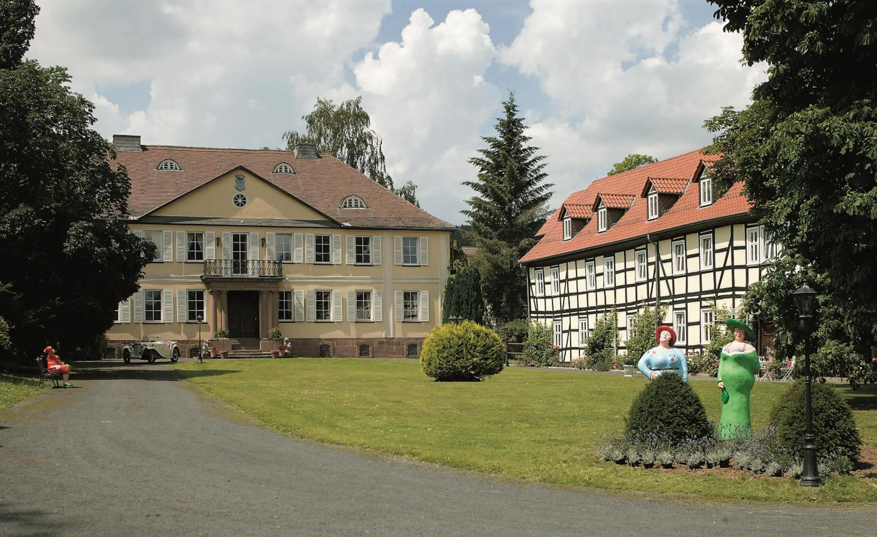 Property building in Hotel Kavaliershaus/Schloss Bad Zwesten