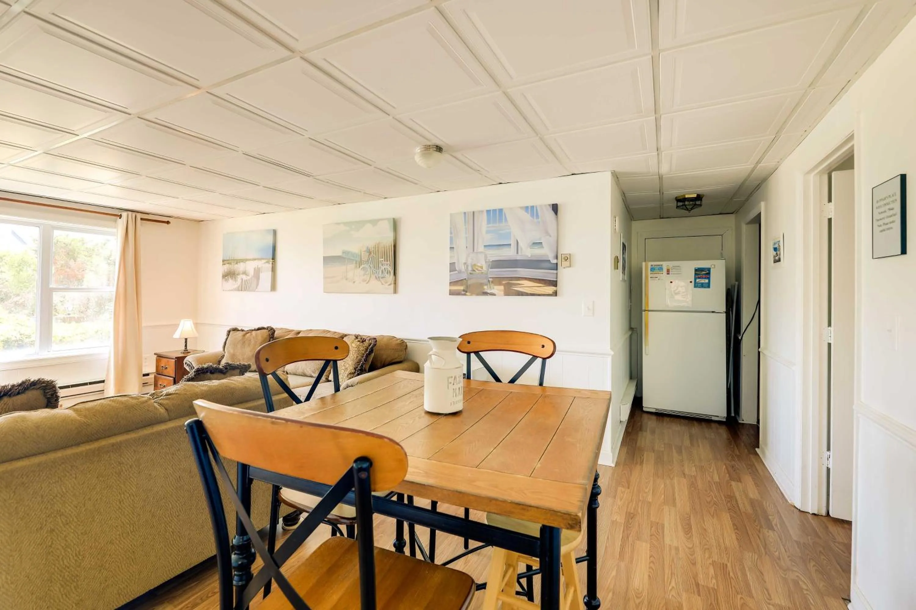 Hannahs Place - Quaint and Cozy Apt by the Beach!