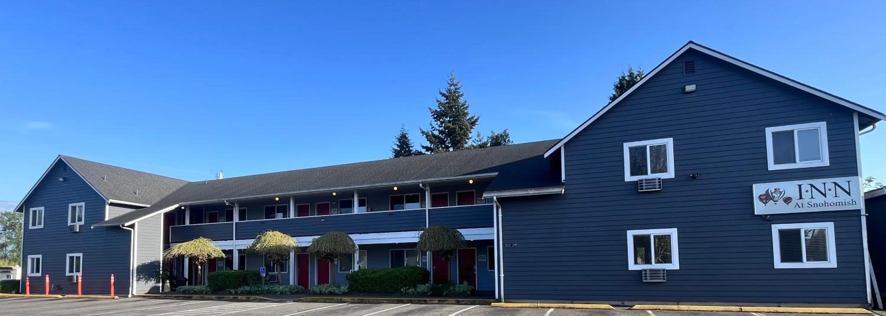 Property building in Snohomish Inn