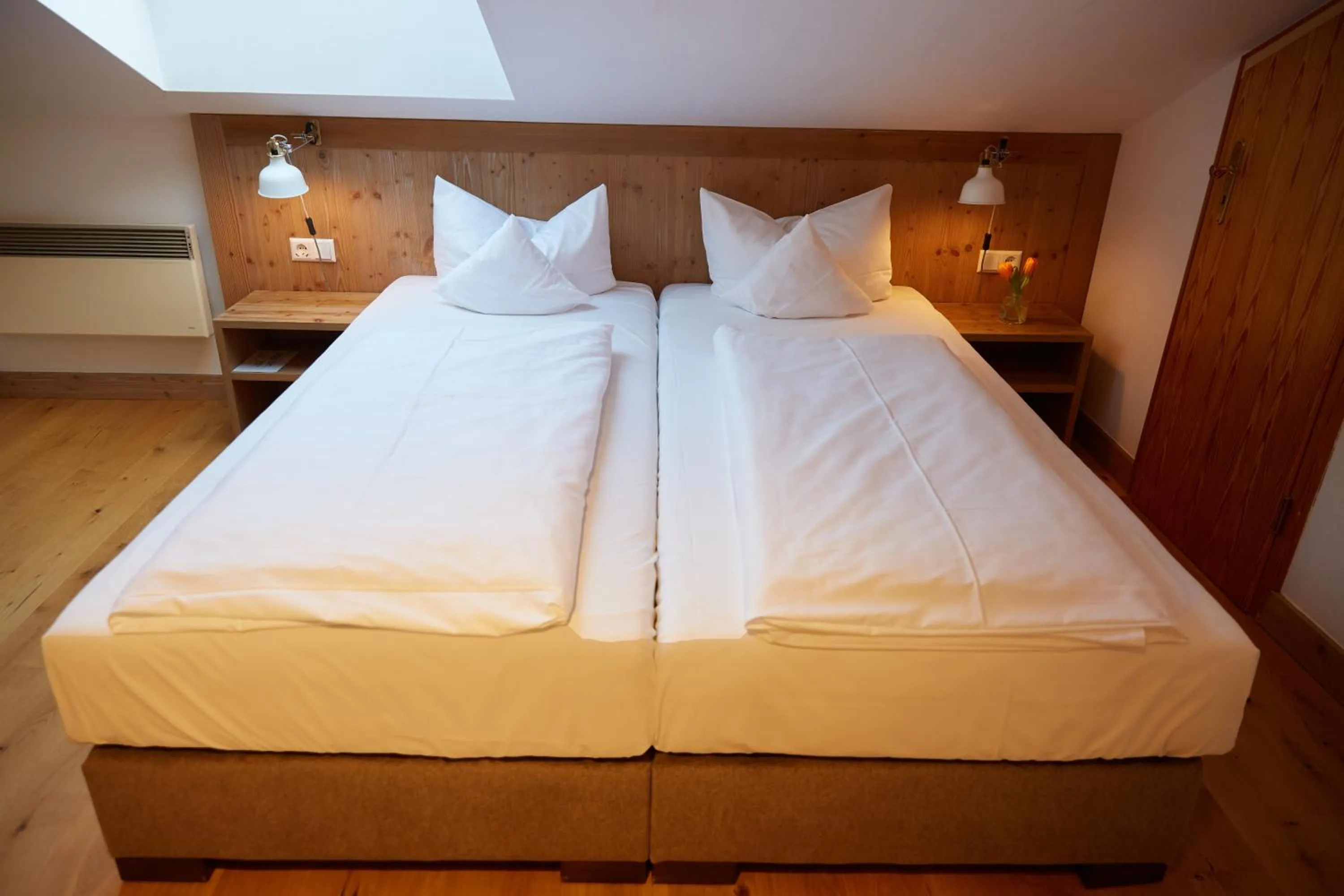 Photo of the whole room, Bed in Hotel Luitpold am See