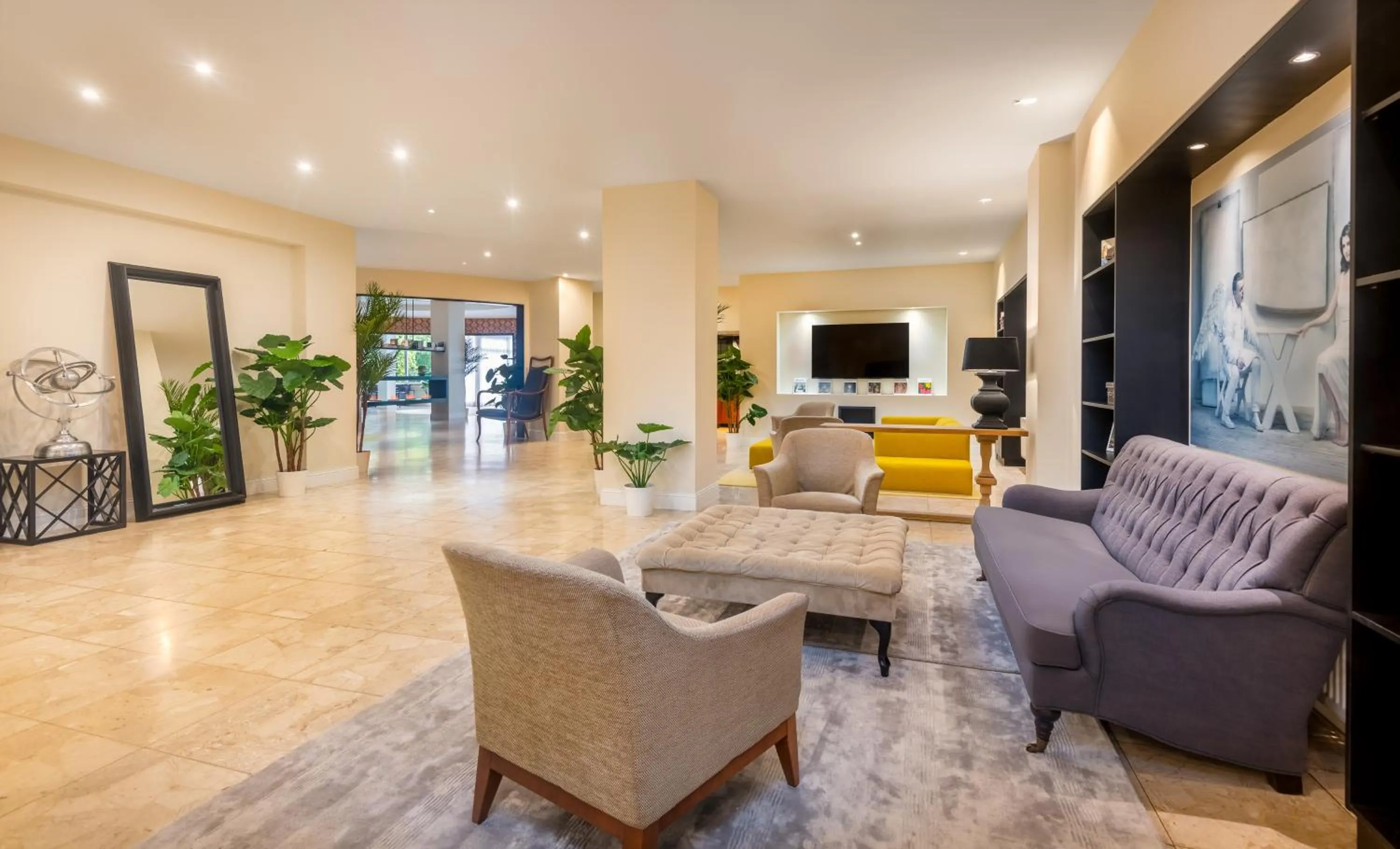 Lobby or reception in Wyndham Garden Lahnstein Koblenz