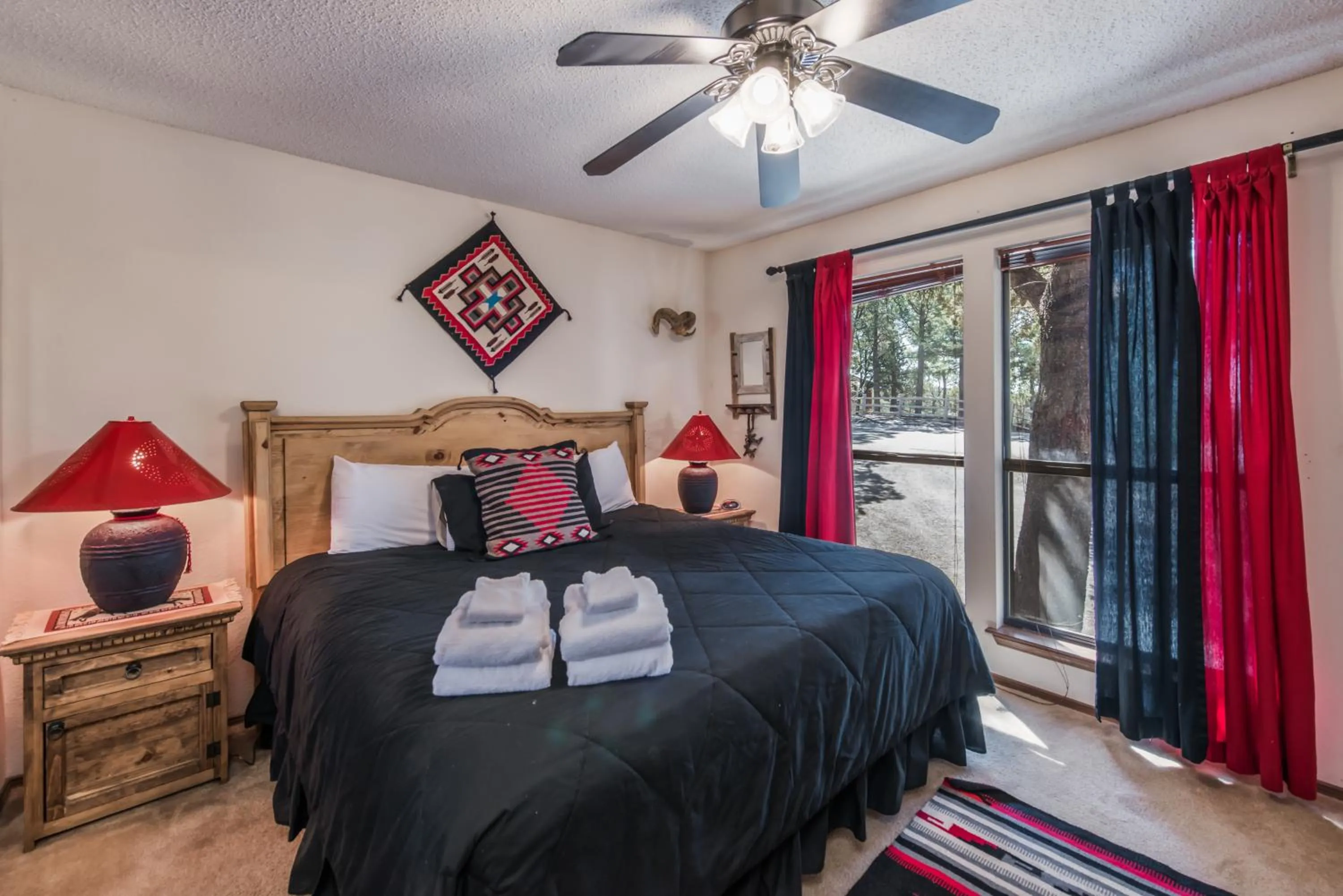 Property building, Bed in Cowboys, Indians and Outlaws