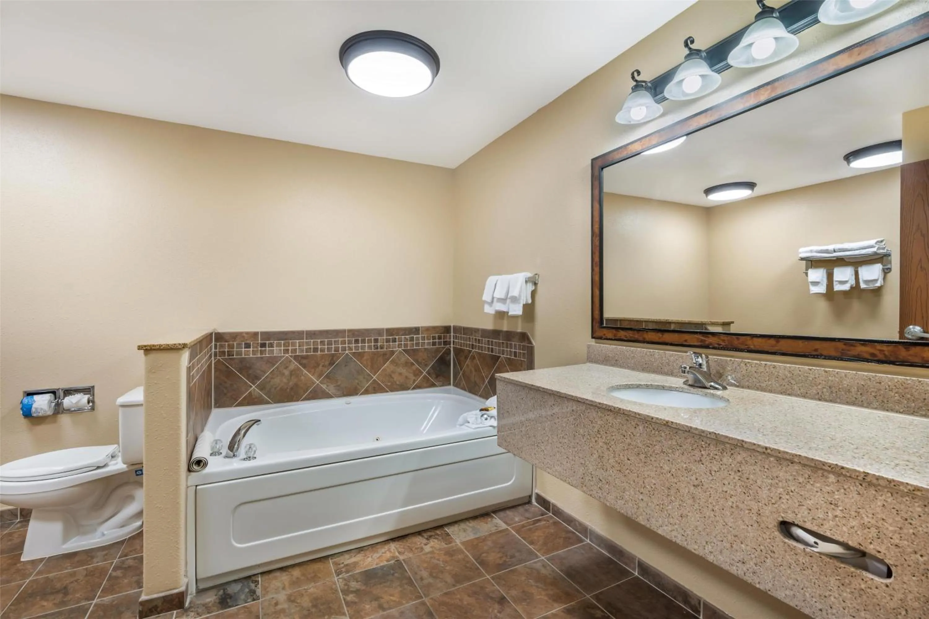 Bathroom in Best Western Plus Kelly Inn & Suites