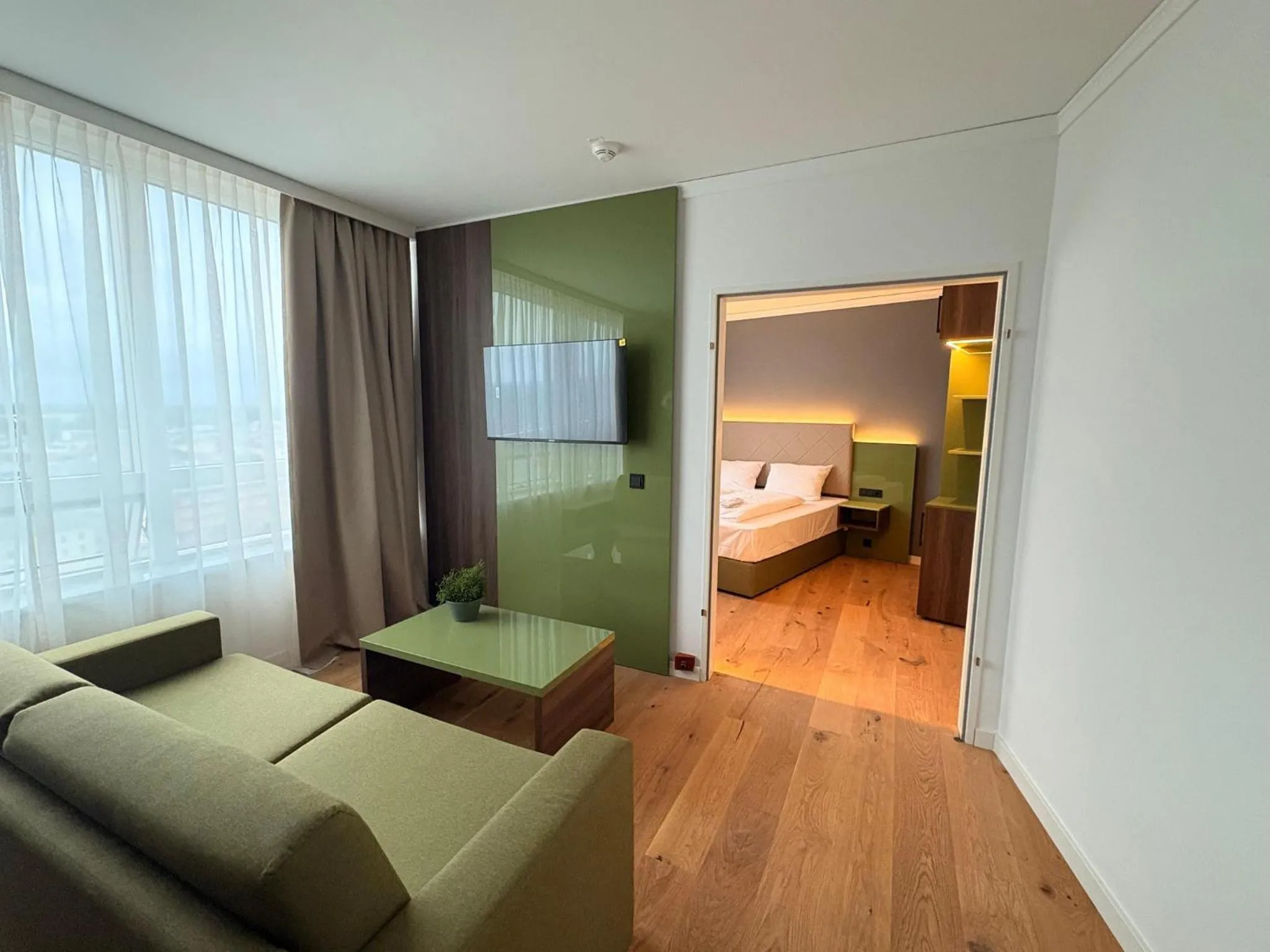 Photo of the whole room, Bed in Holiday Inn Cottbus by IHG