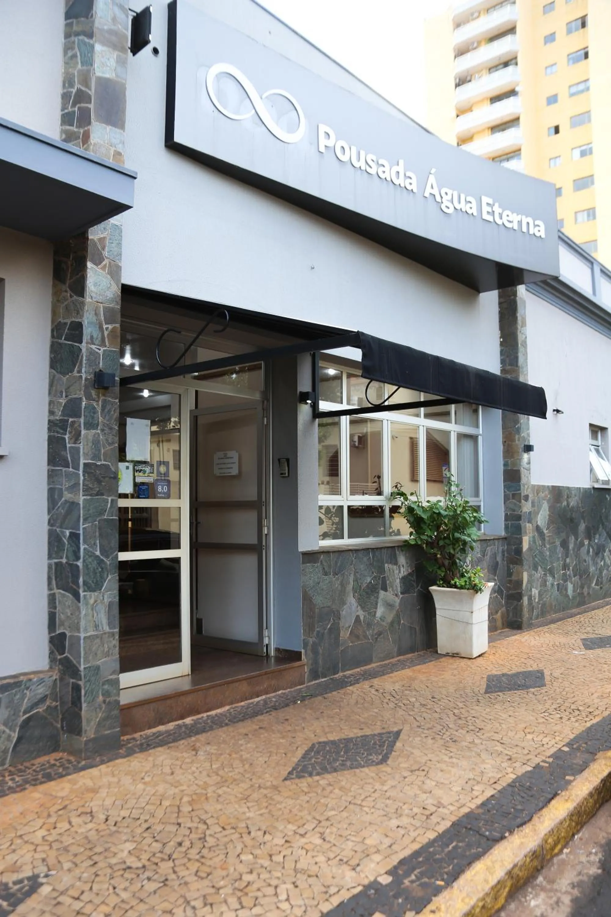 Facade/entrance in VOA Pousada Água Eterna