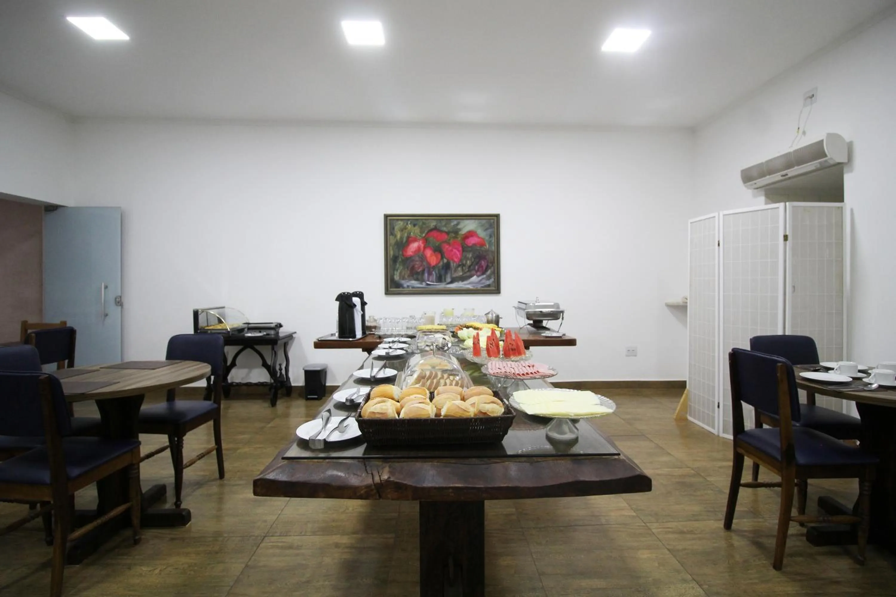 Breakfast in VOA Pousada Água Eterna