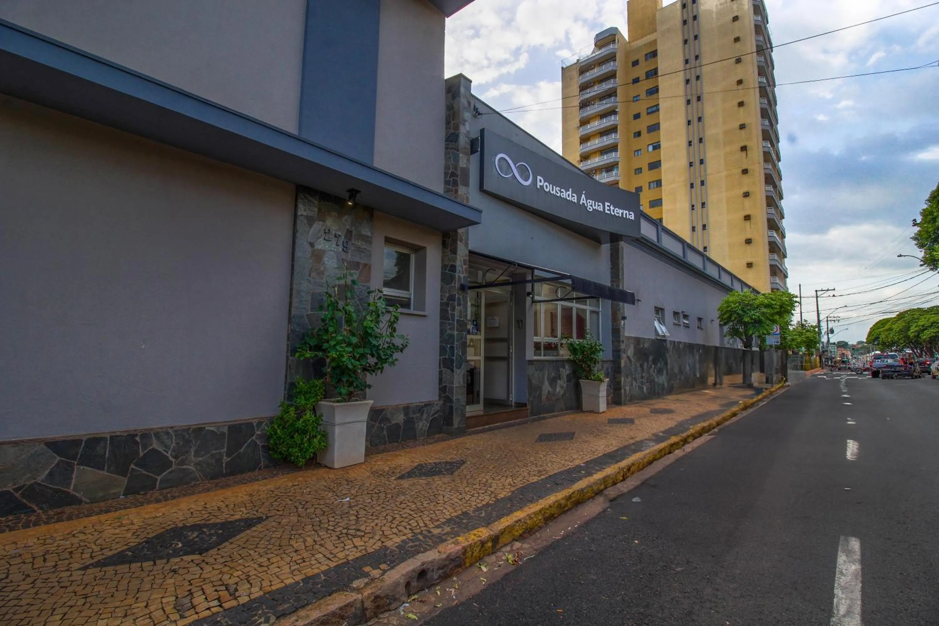 Facade/entrance in VOA Pousada Água Eterna