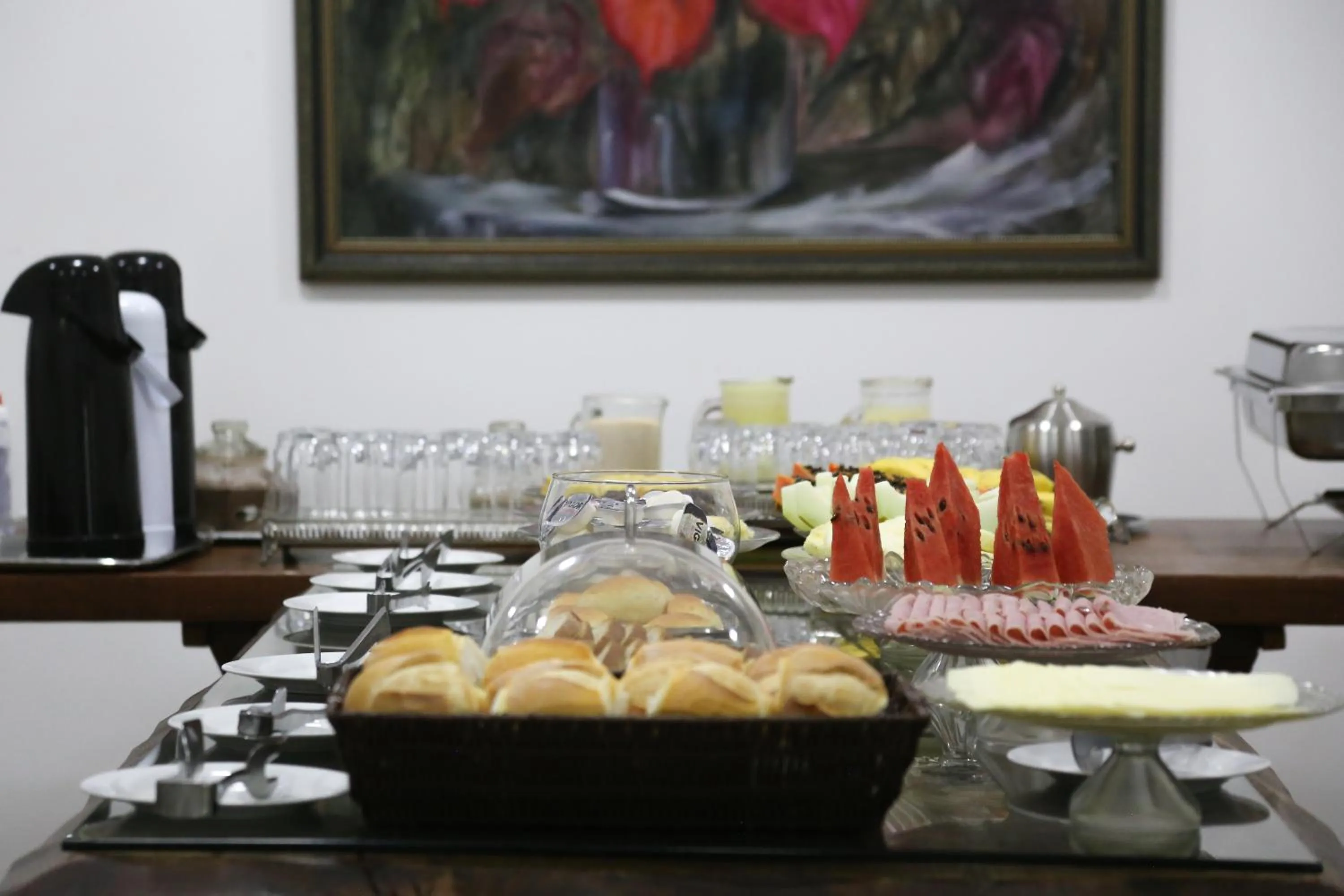 Continental breakfast in VOA Pousada Água Eterna
