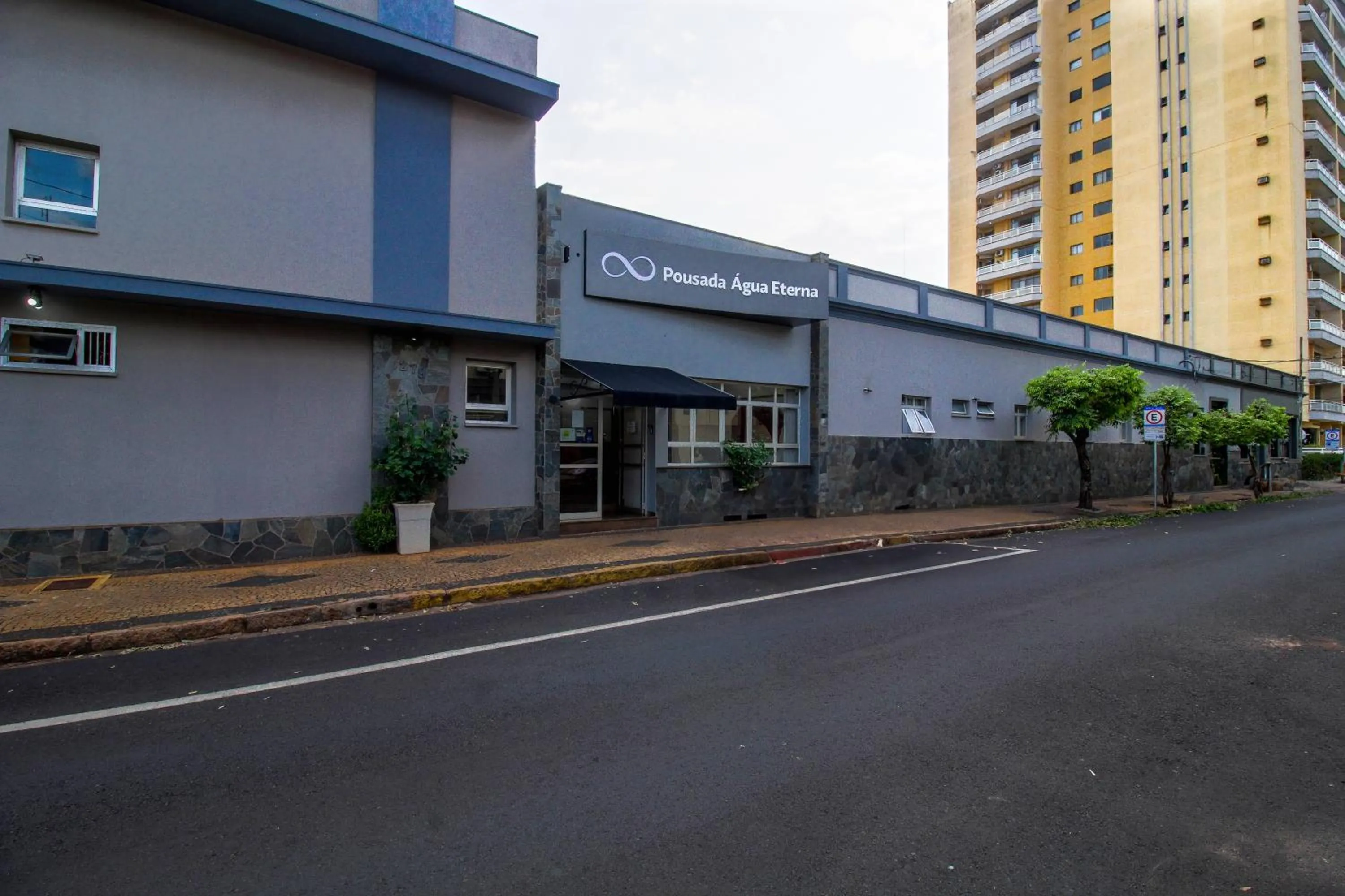 Facade/entrance in VOA Pousada Água Eterna