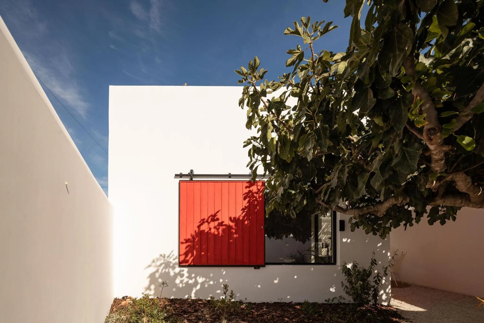 Property building in Hospedaria