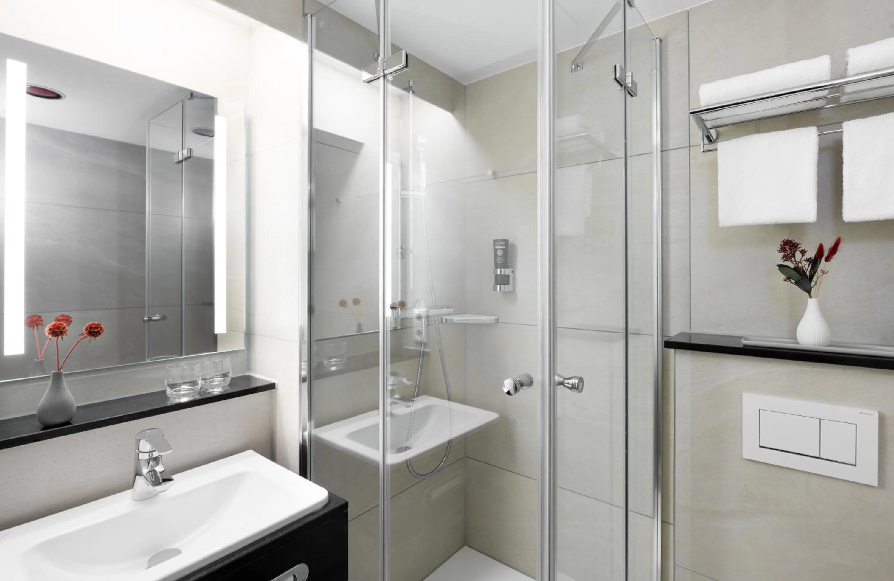 Bathroom in Leonardo Hotel Nürnberg